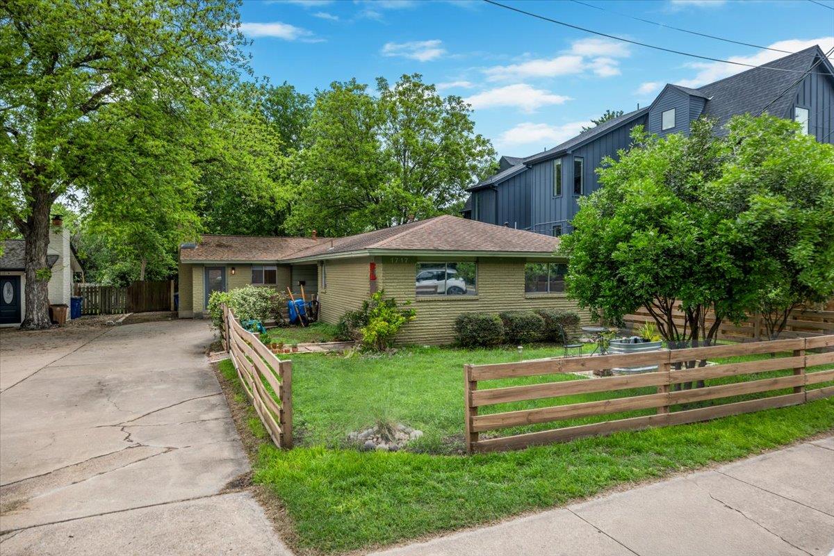 1717 Bluebonnet Ln # B, Austin, TX 78704