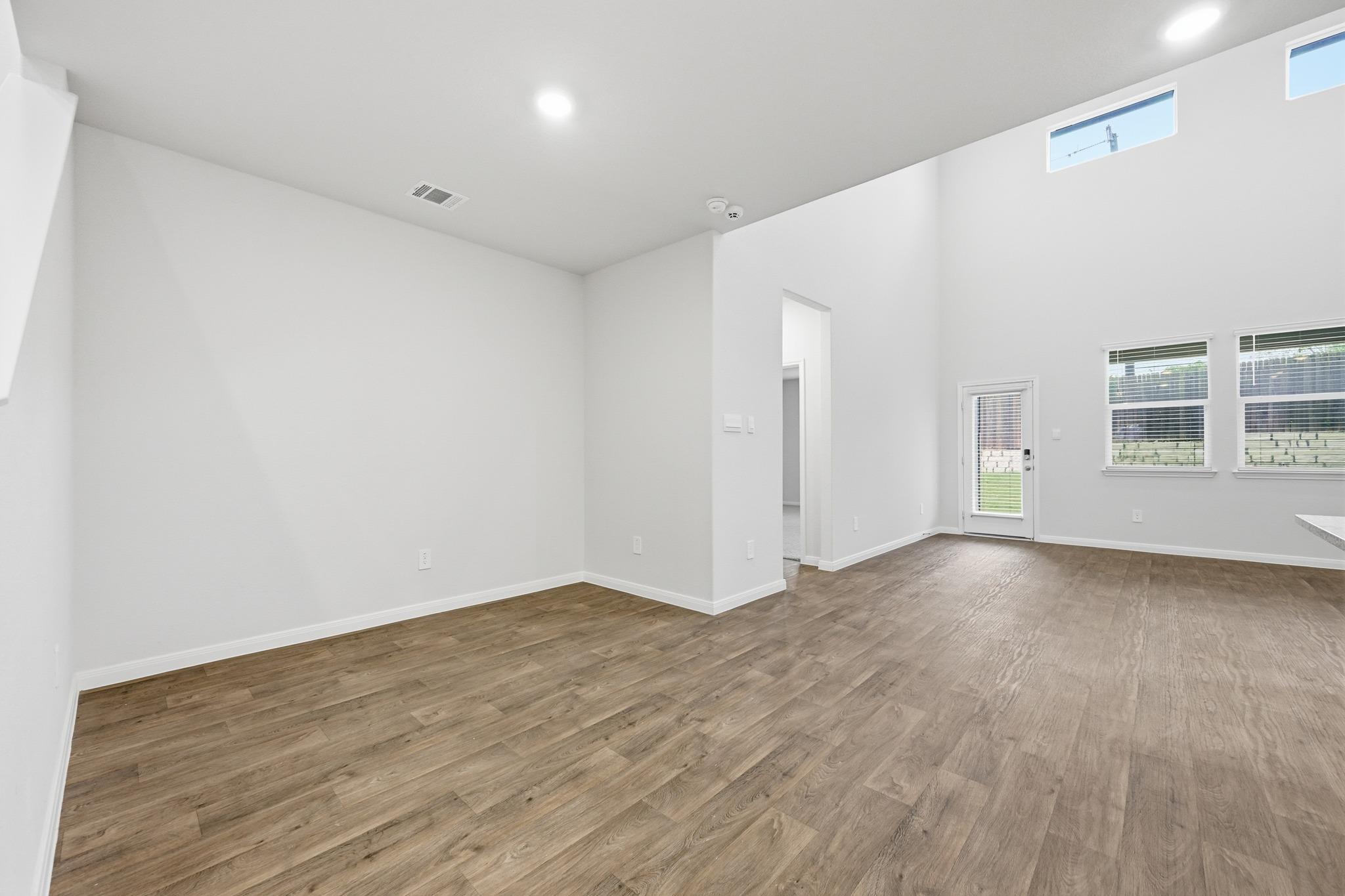 129 BRIGGS Ln, San Marcos, TX 78666