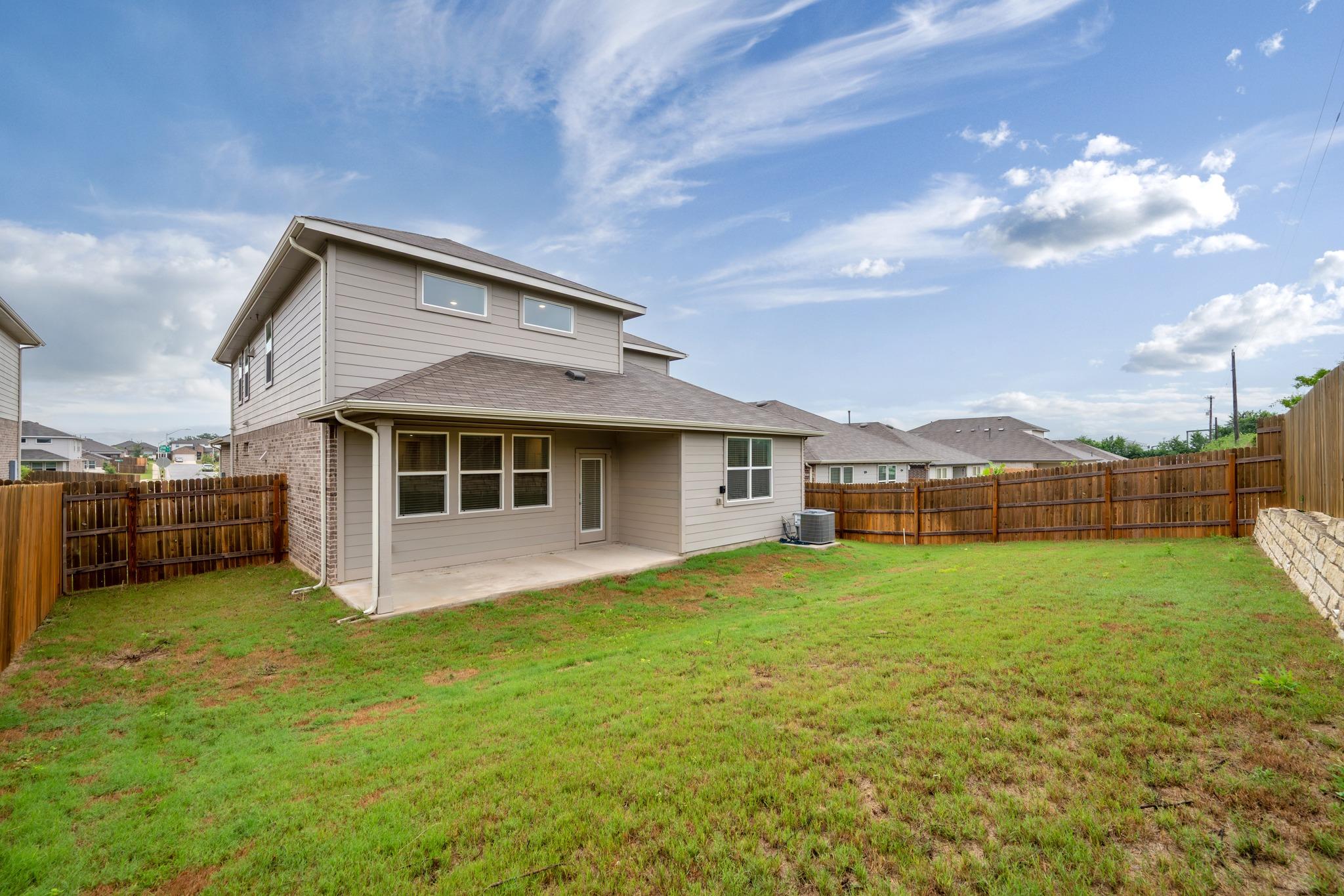 129 BRIGGS Ln, San Marcos, TX 78666