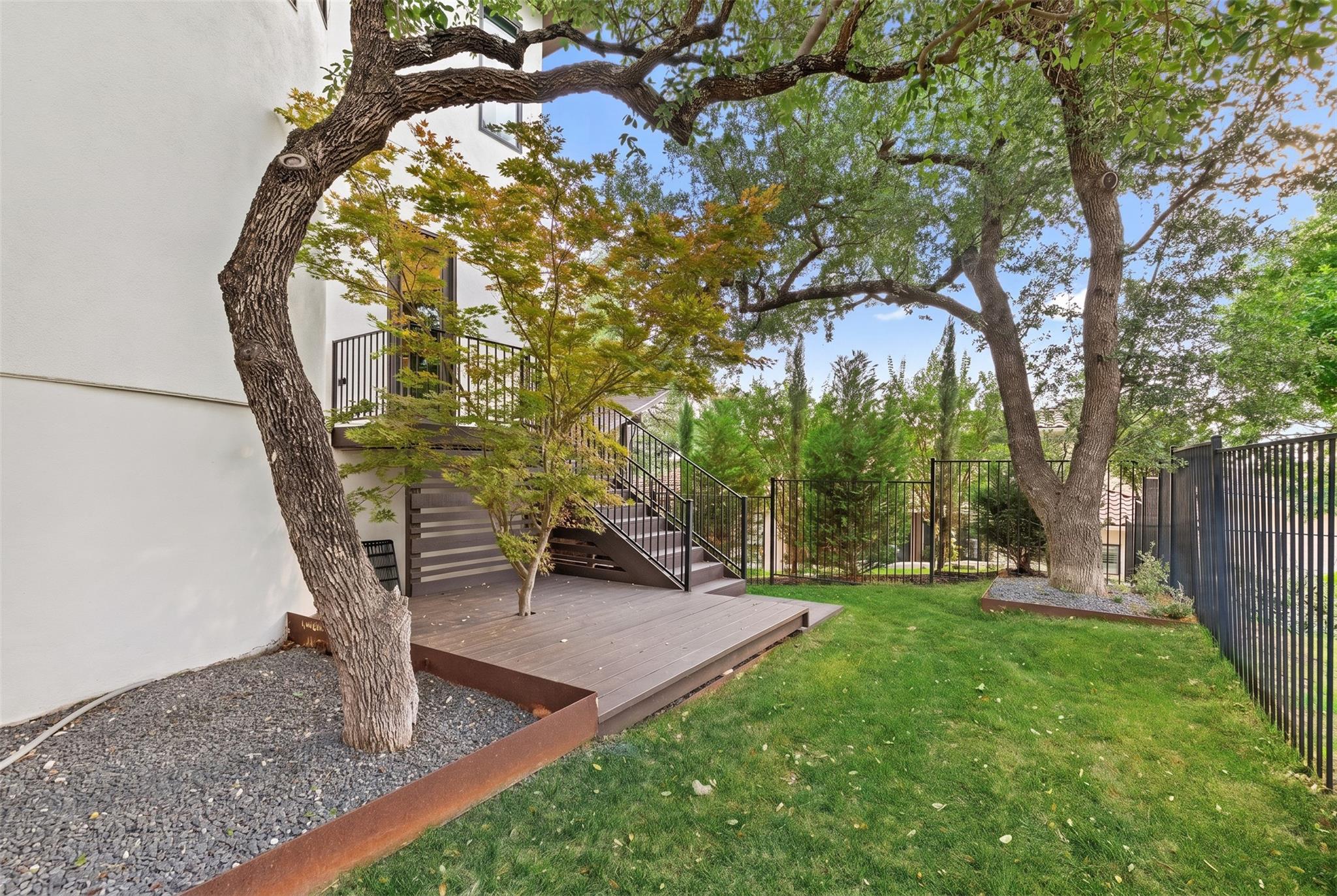 106 Bisset Ct, Lakeway, TX 78738