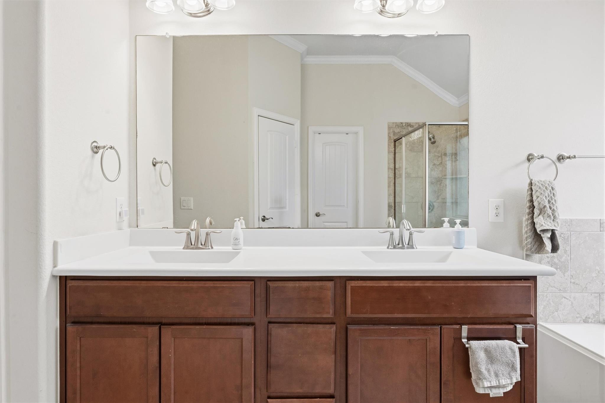 803 Cardenas Ln, Austin, TX 78748