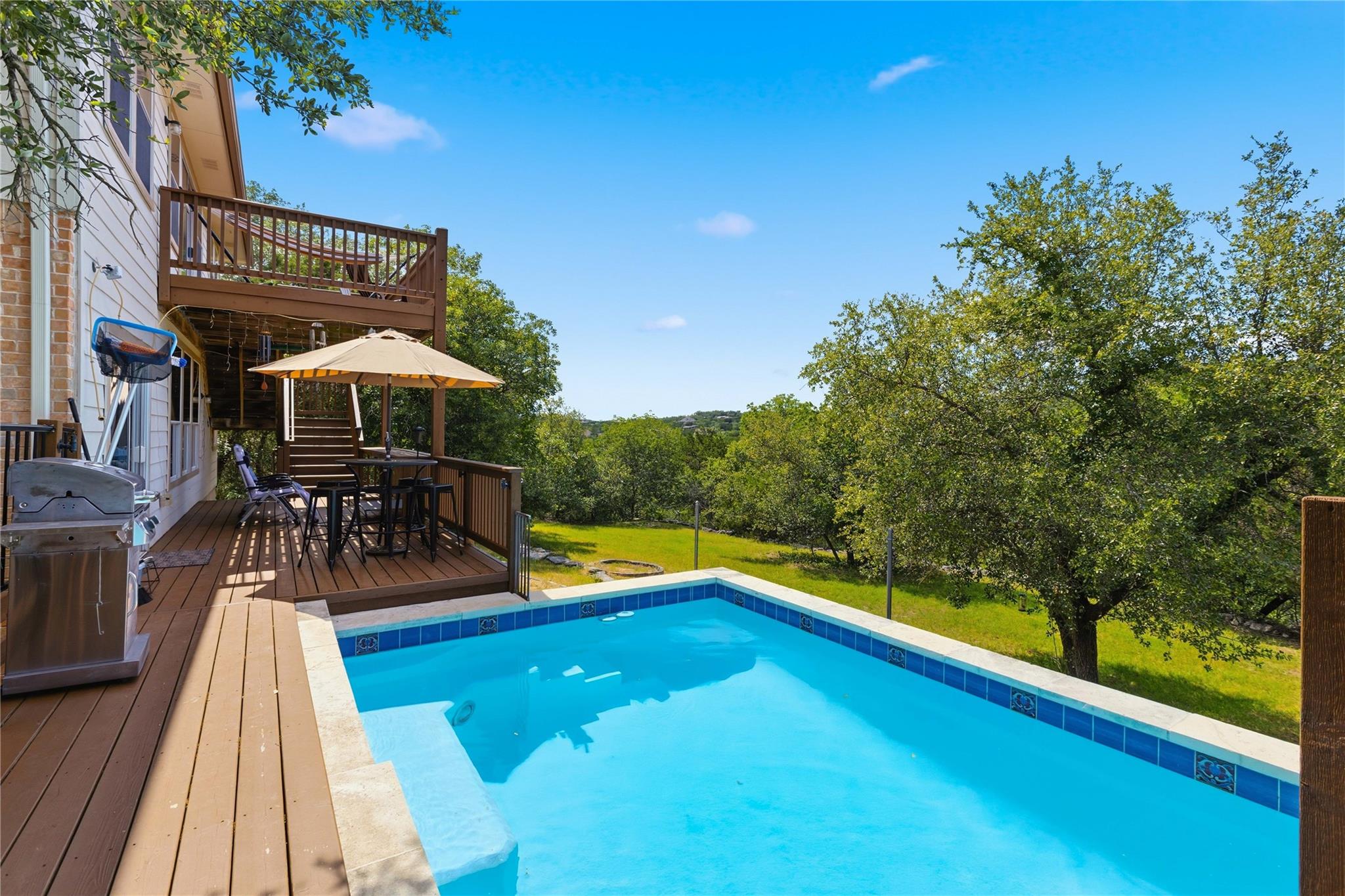 8122 Lime Creek Rd, Volente, TX 78641