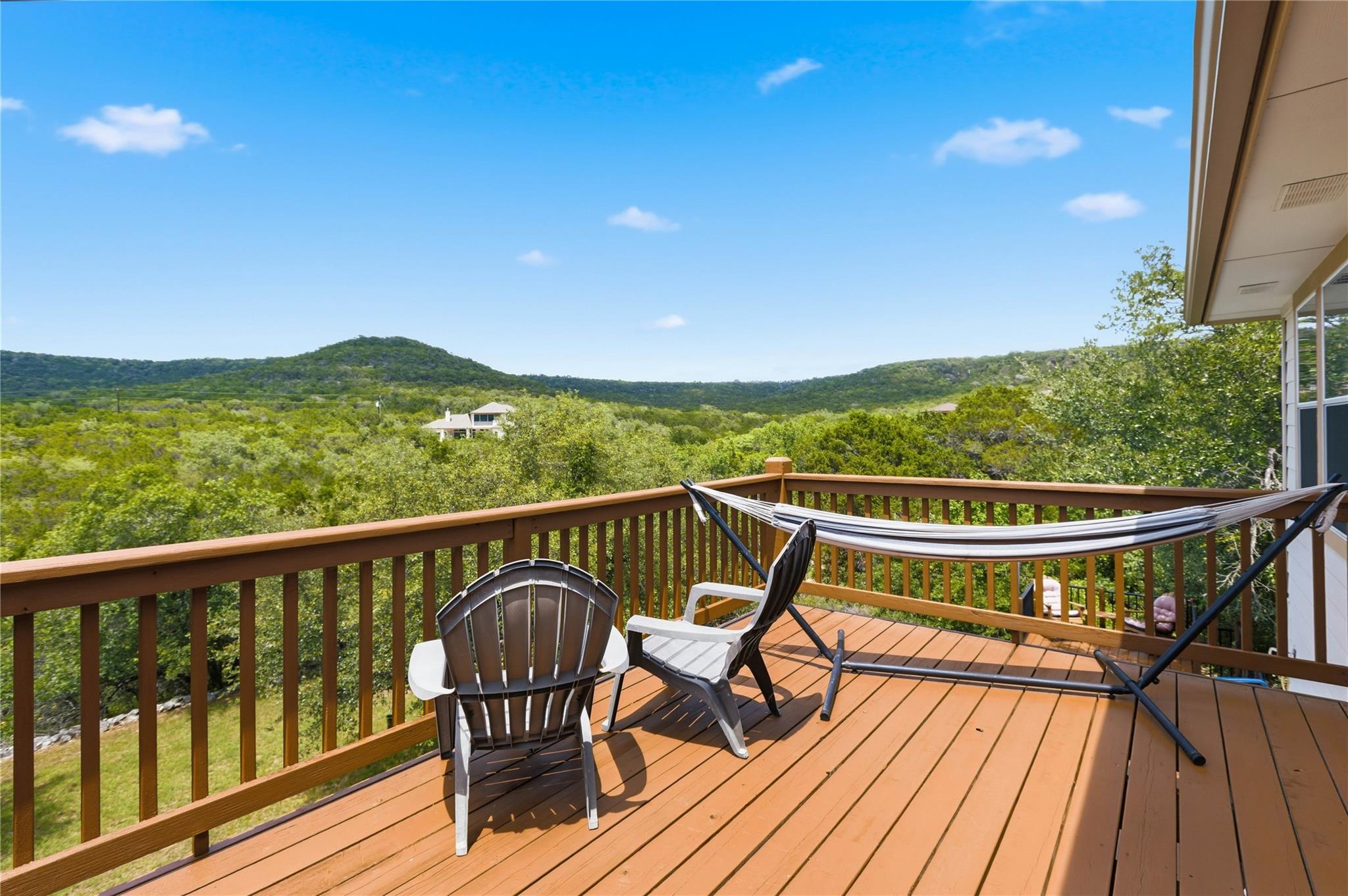 8122 Lime Creek Rd, Volente, TX 78641