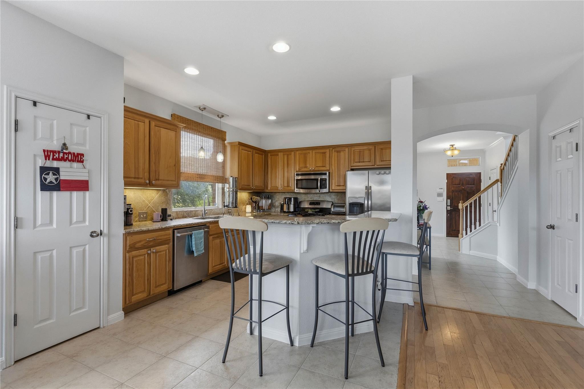 8122 Lime Creek Rd, Volente, TX 78641