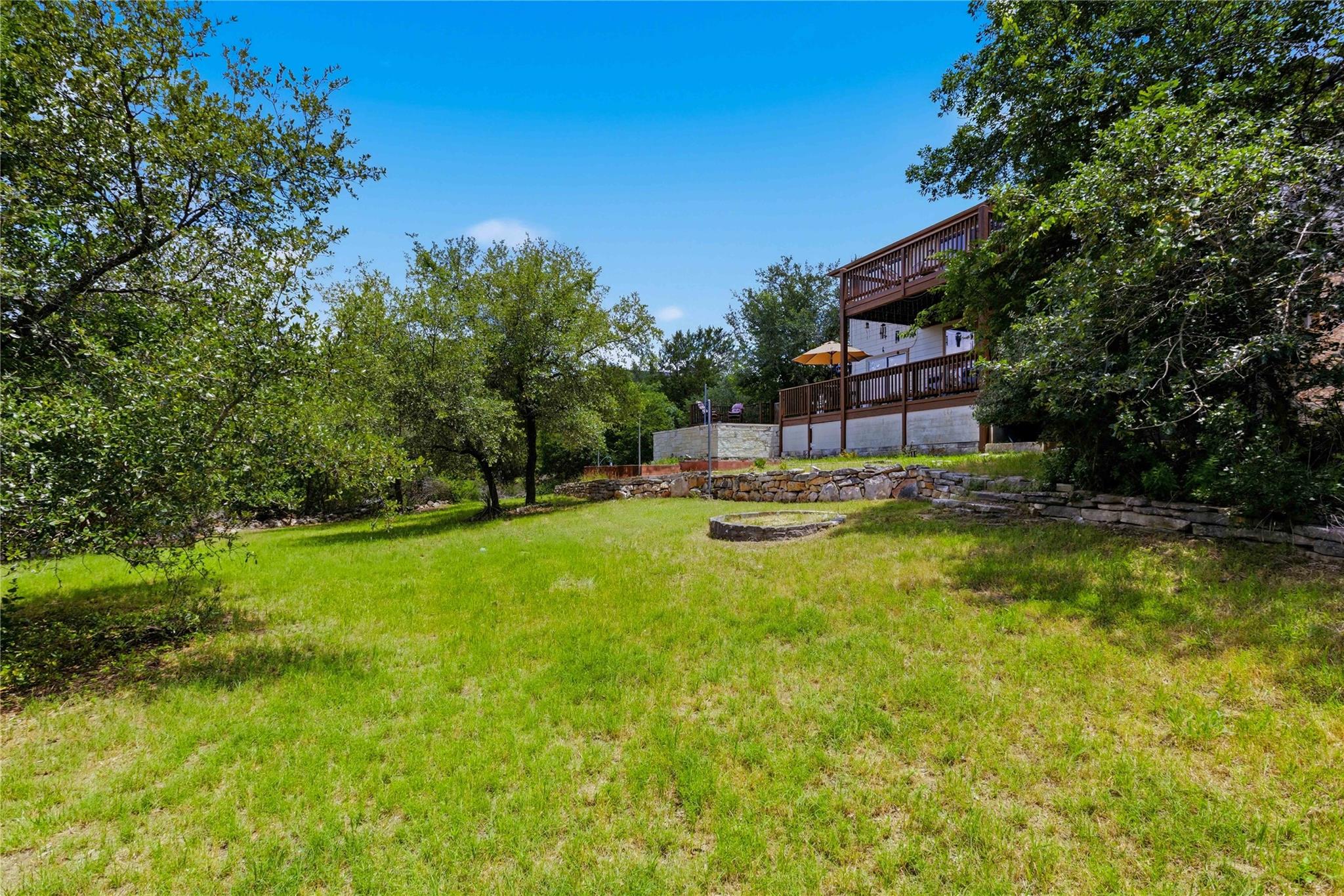 8122 Lime Creek Rd, Volente, TX 78641