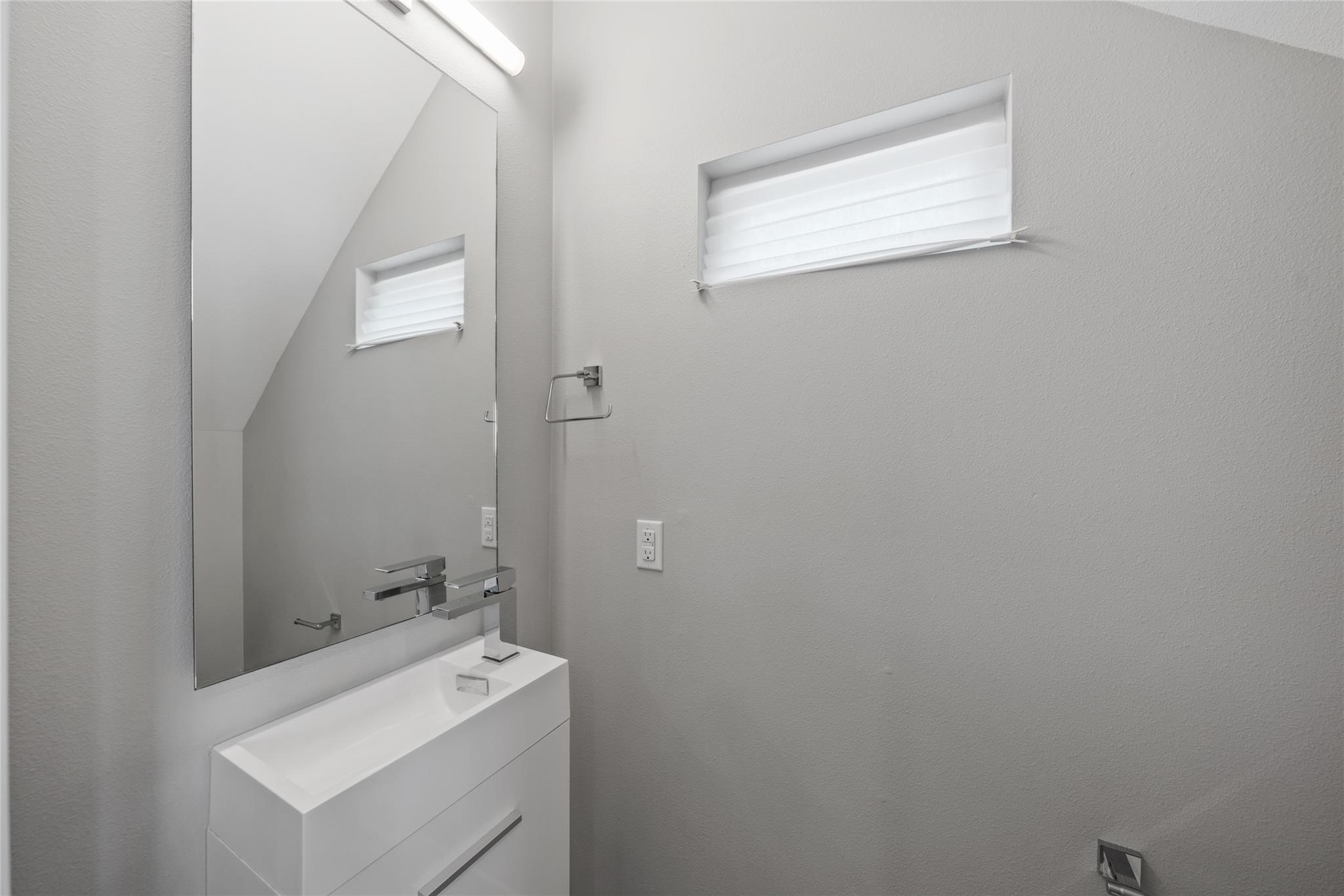 2108 Tillery St # 16, Austin, TX 78723