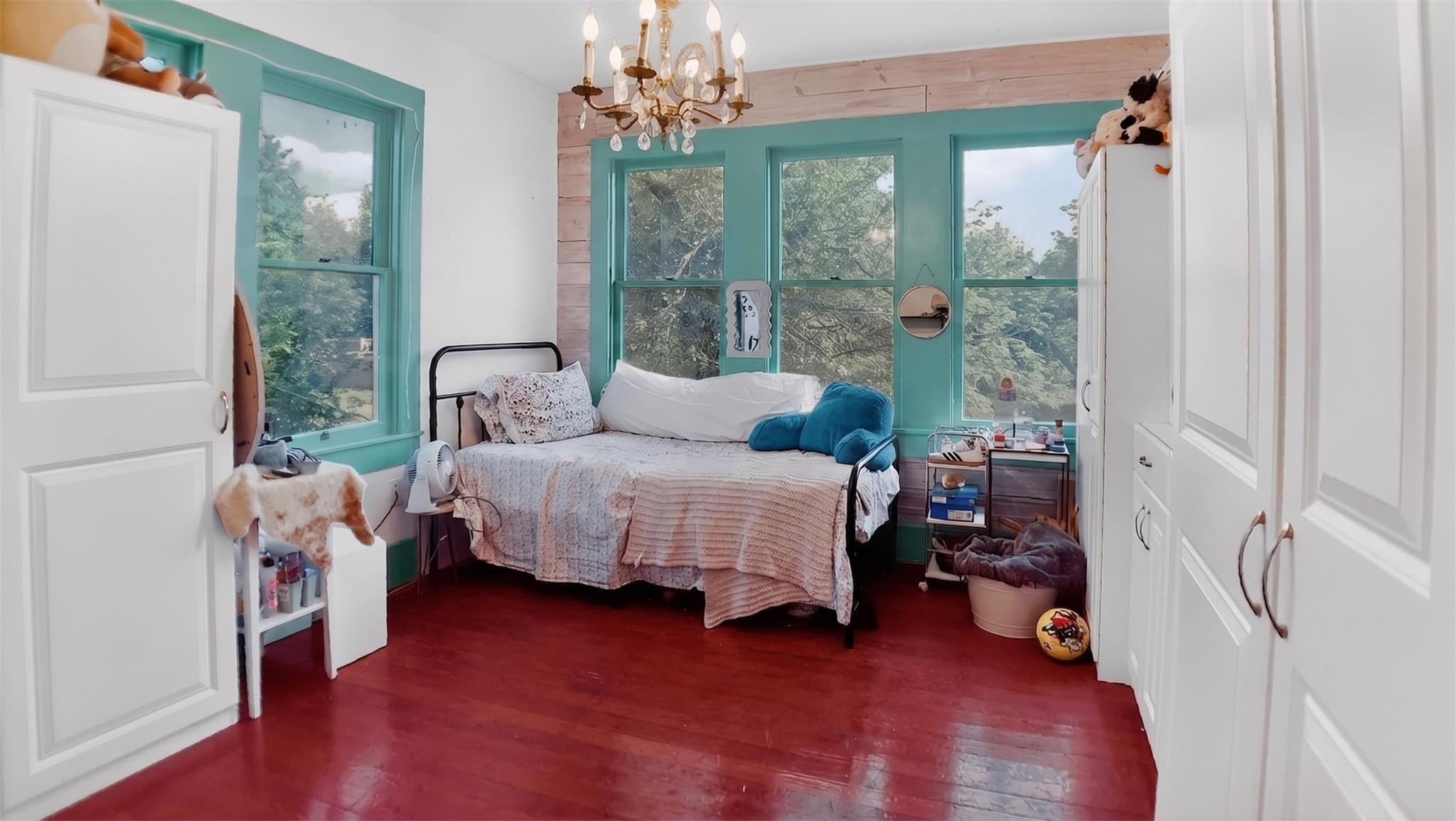 240 W Allen St, Bartlett, TX 76511