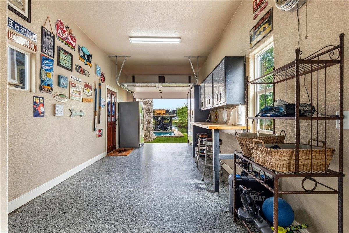 806 Misty Downs Dr, Granite Shoals, TX 78654