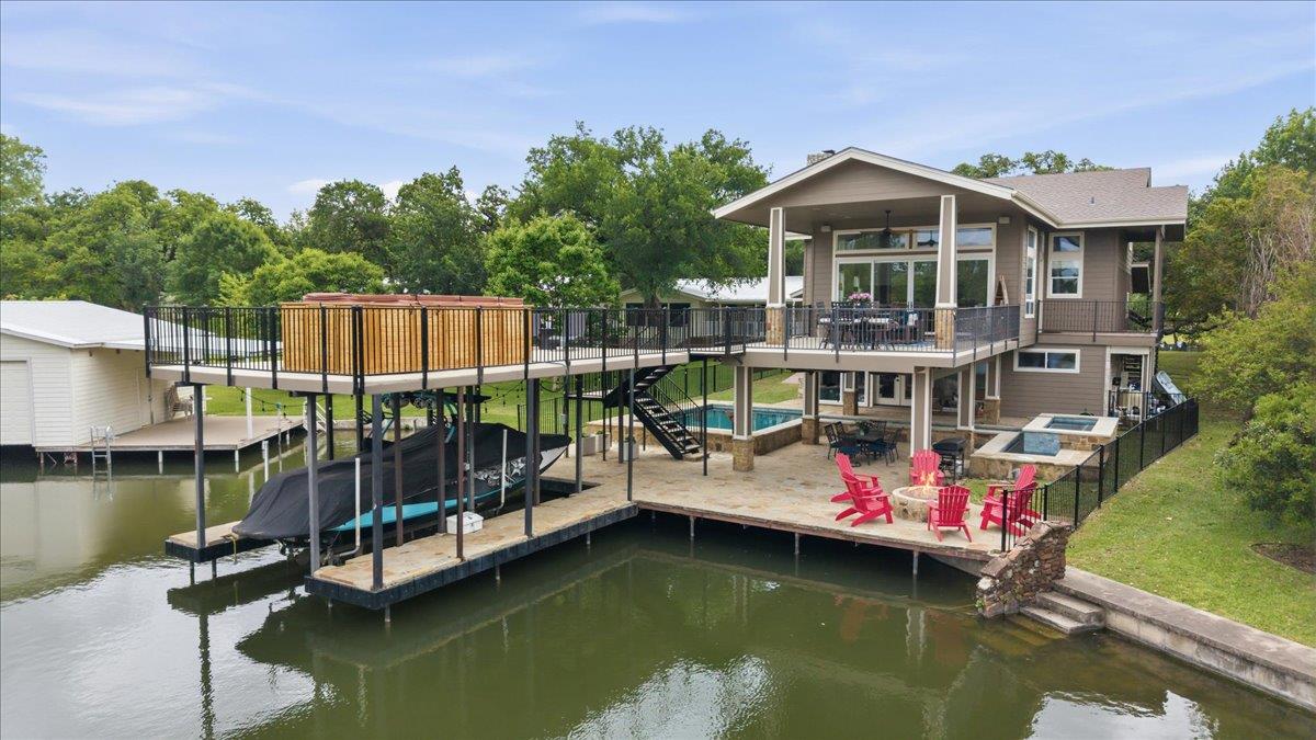 806 Misty Downs Dr, Granite Shoals, TX 78654
