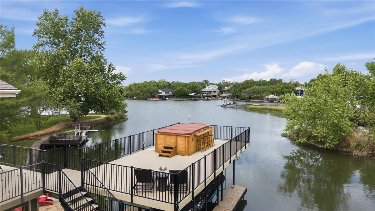 806 Misty Downs Dr, Granite Shoals, TX 78654