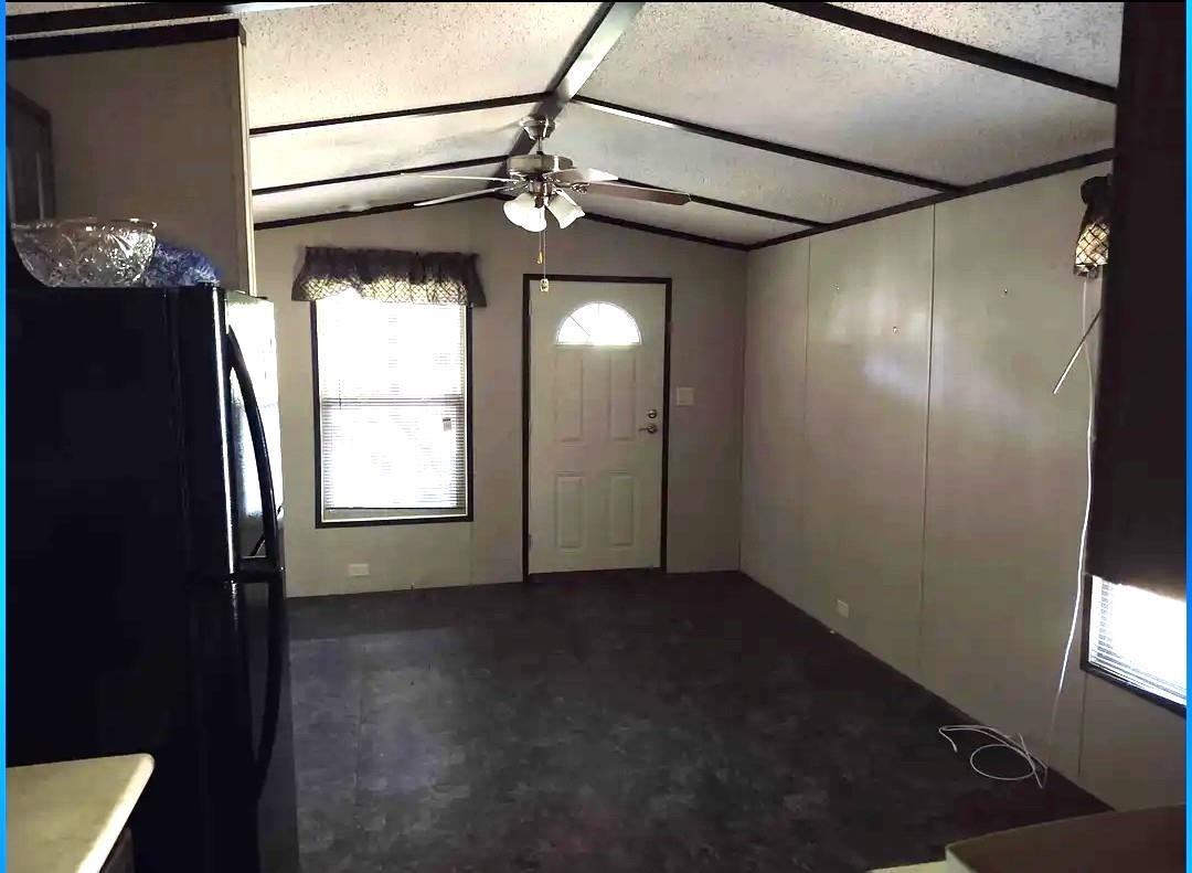 2713 Cory Ln, Spicewood, TX 78669