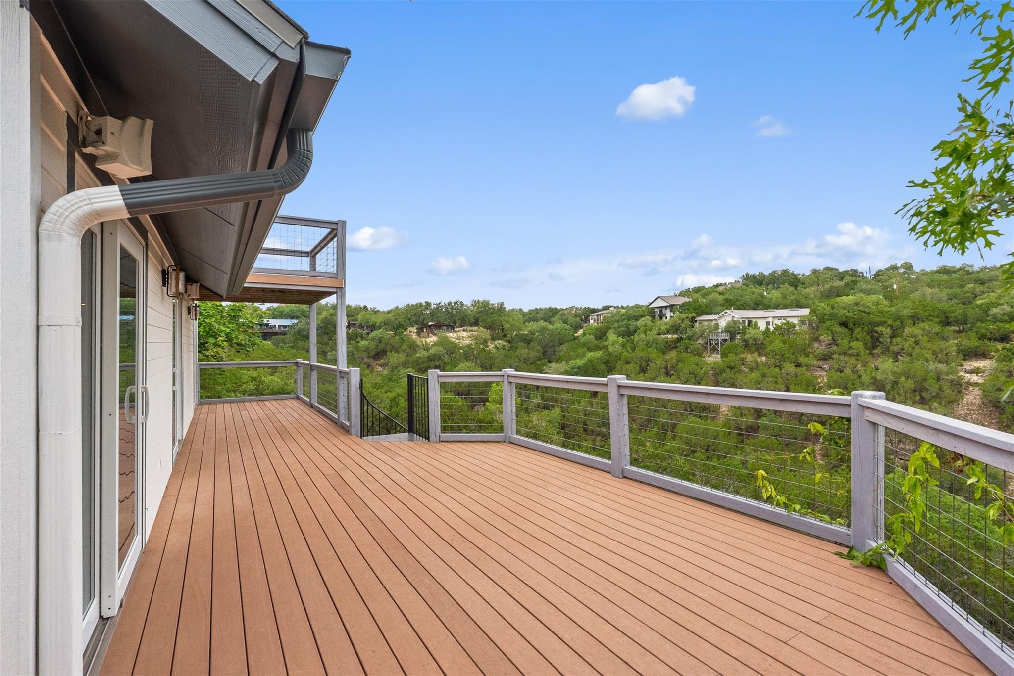 19426 Fisher Ln, Spicewood, TX 78669