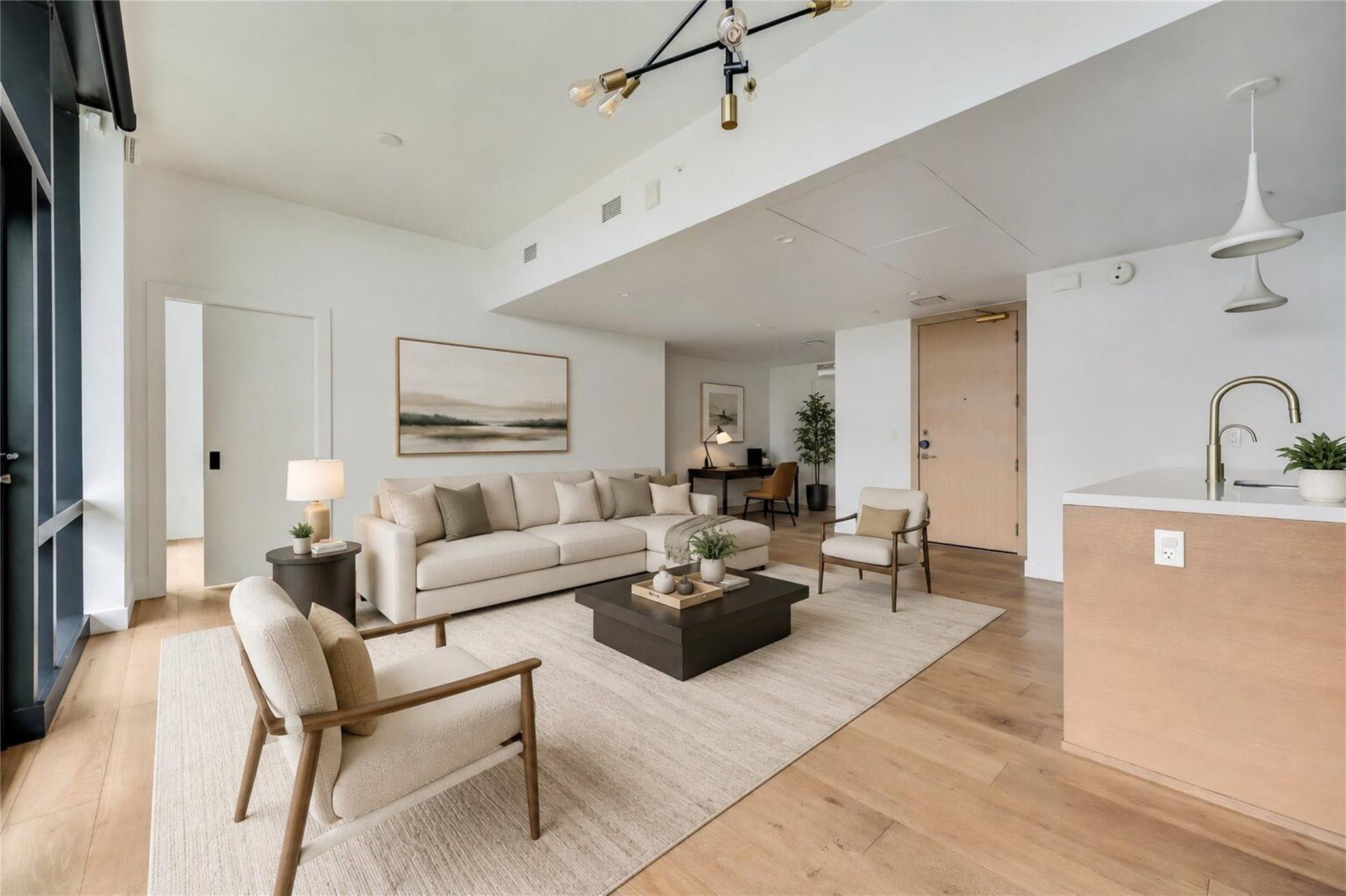 70 Rainey St # 2302, Austin, TX 78701