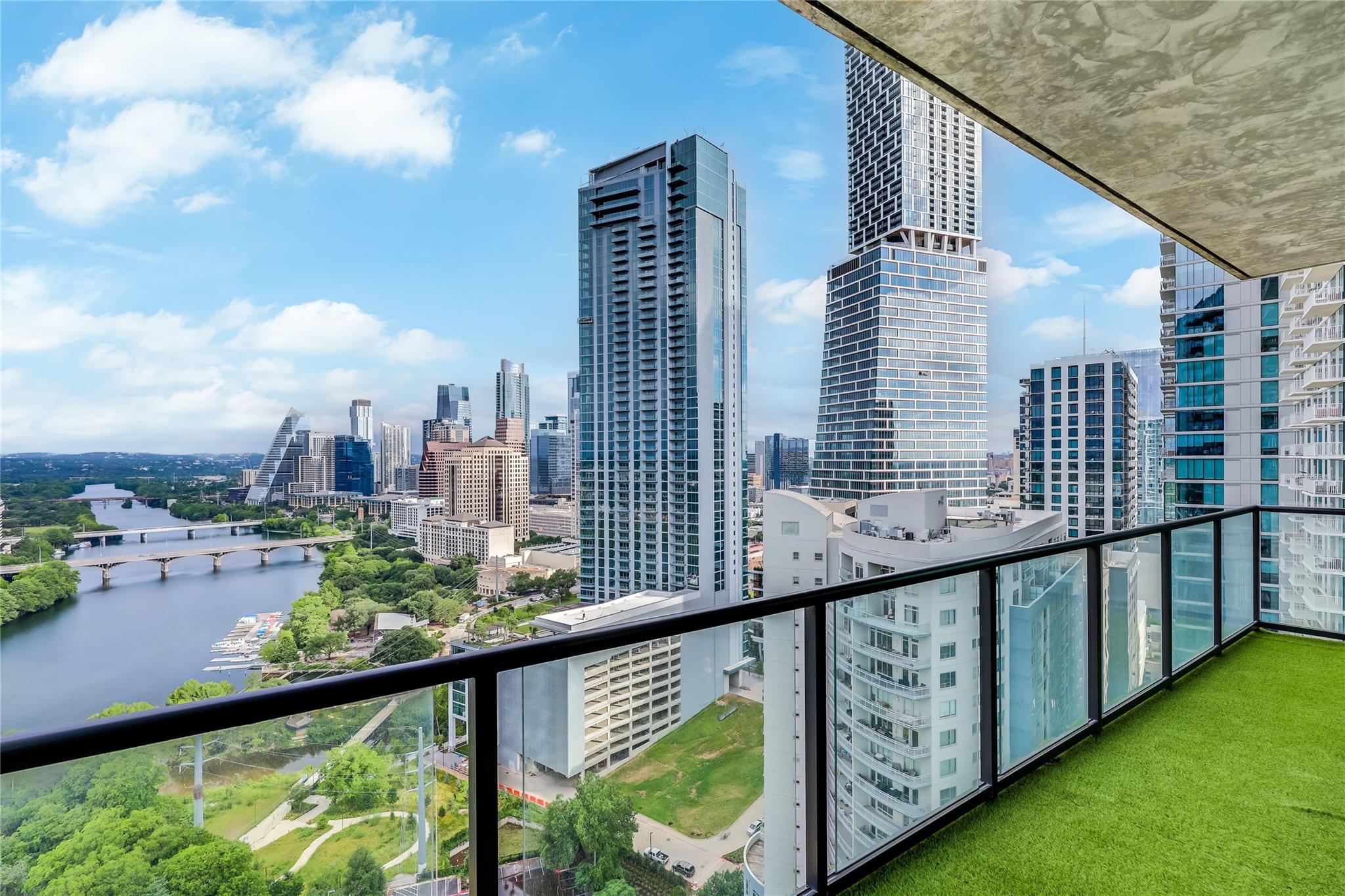 70 Rainey St # 2302, Austin, TX 78701