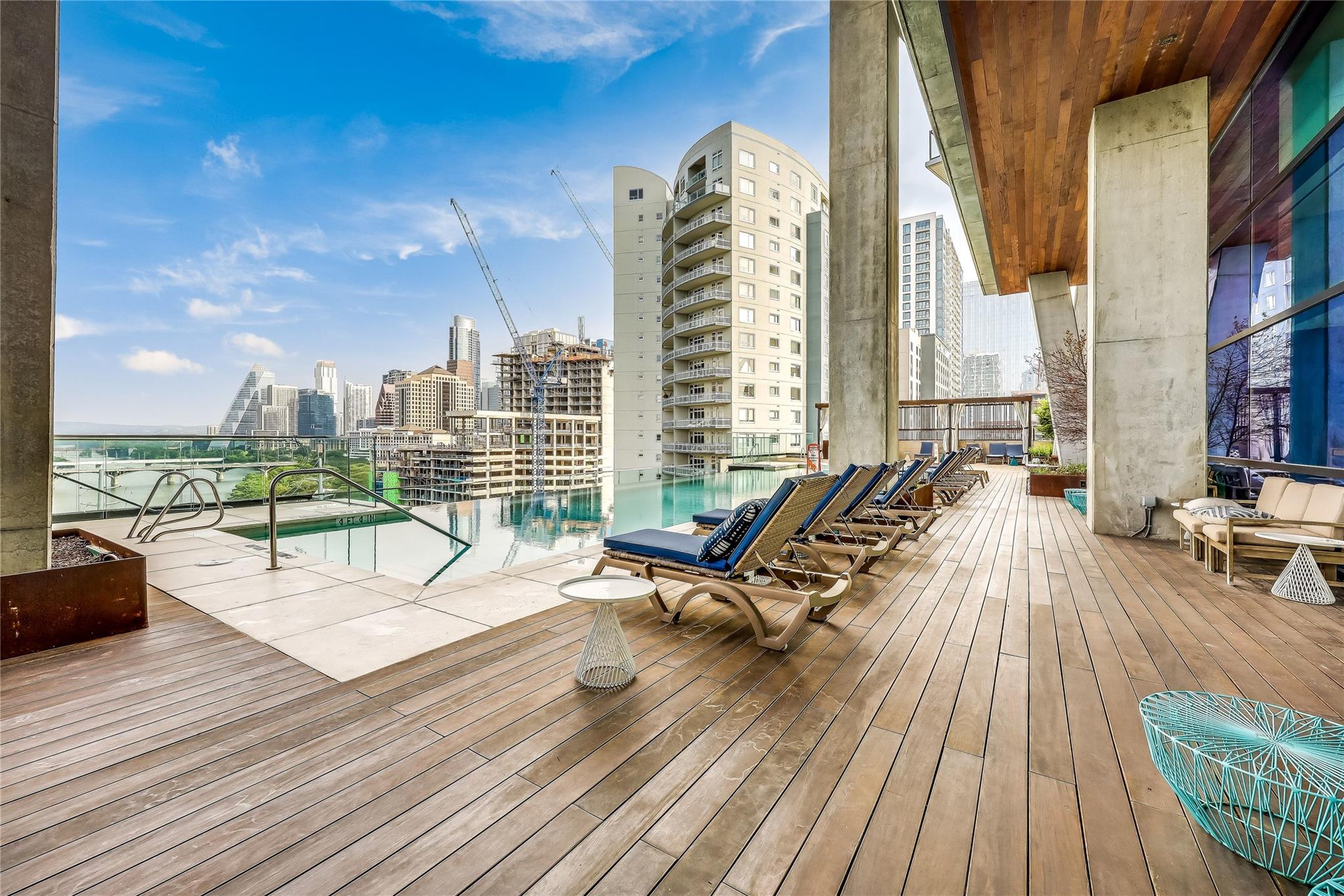 70 Rainey St # 2302, Austin, TX 78701