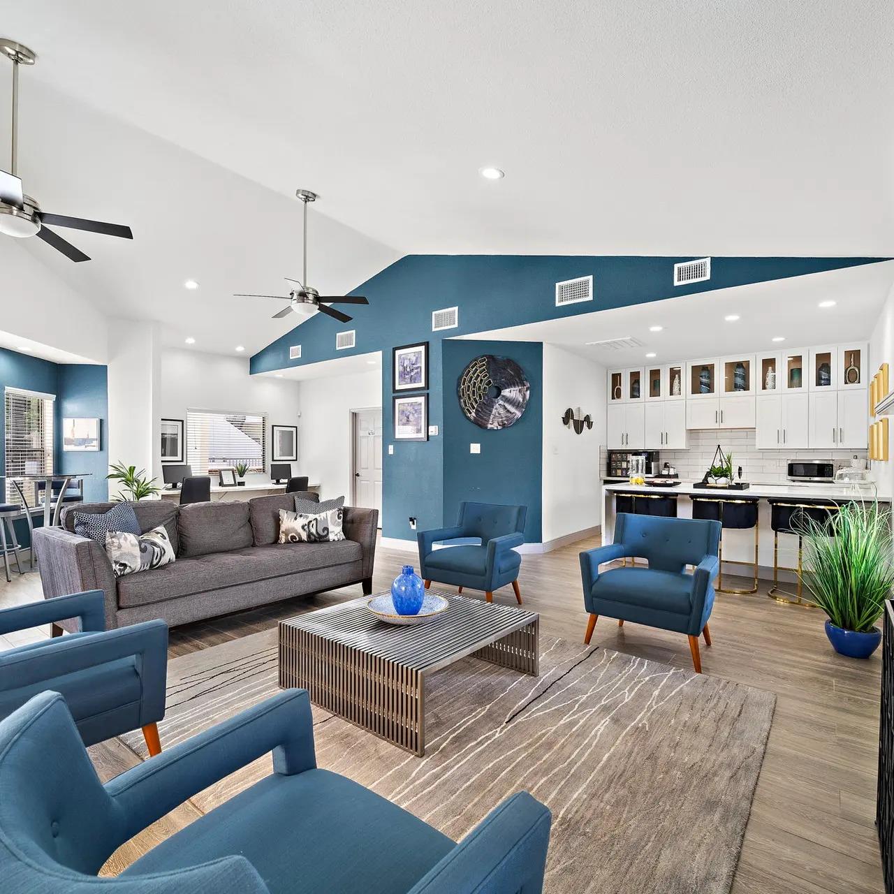 7250 W Greens Rd # 911, Houston, TX 77064