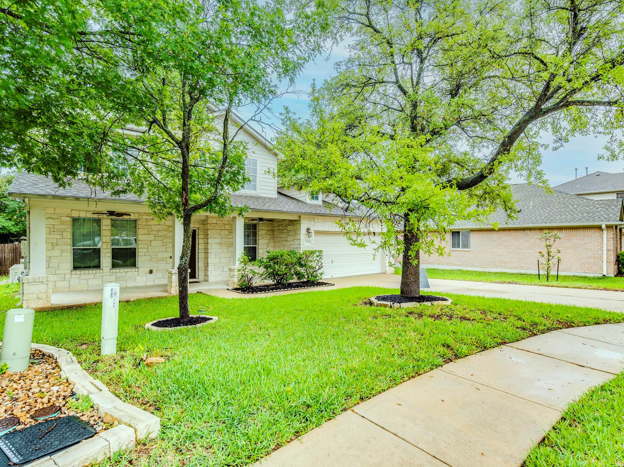 734 Crane Canyon Pl, Round Rock, TX 78665
