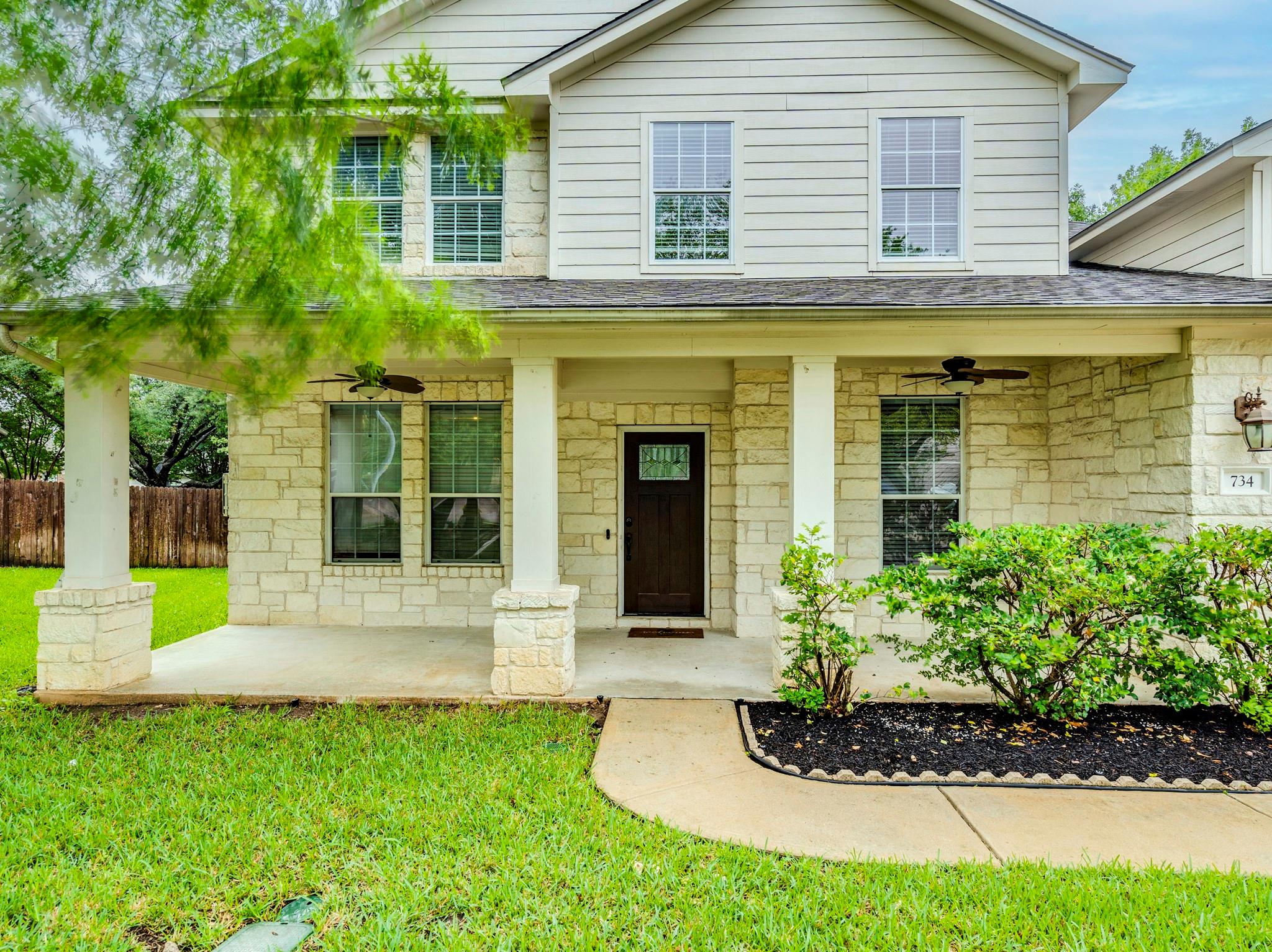 734 Crane Canyon Pl, Round Rock, TX 78665