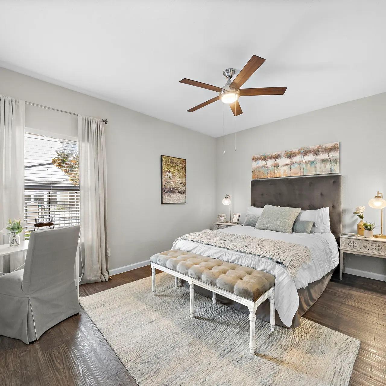 7250 W Greens Rd # 916, Houston, TX 77064