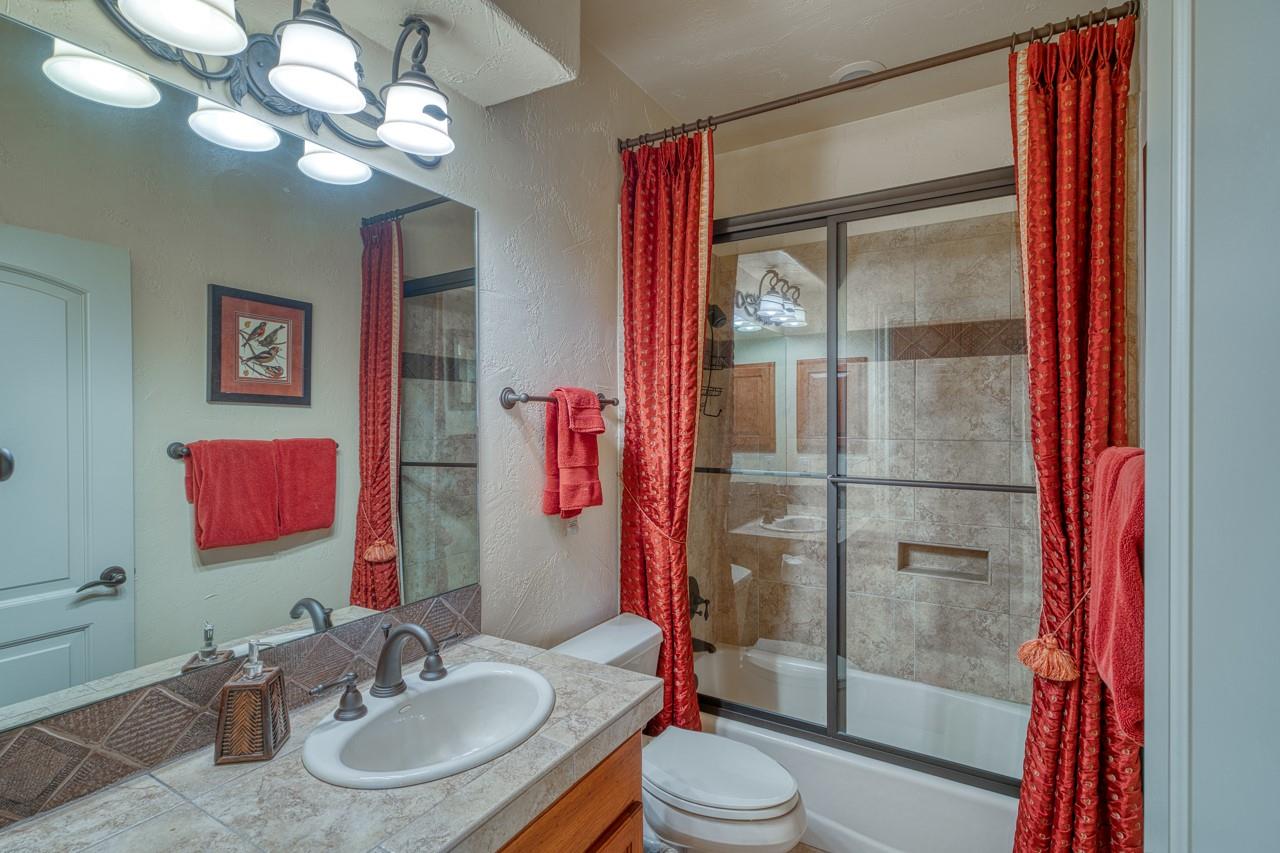 59 Applehead Island Dr, Horseshoe Bay, TX 78657