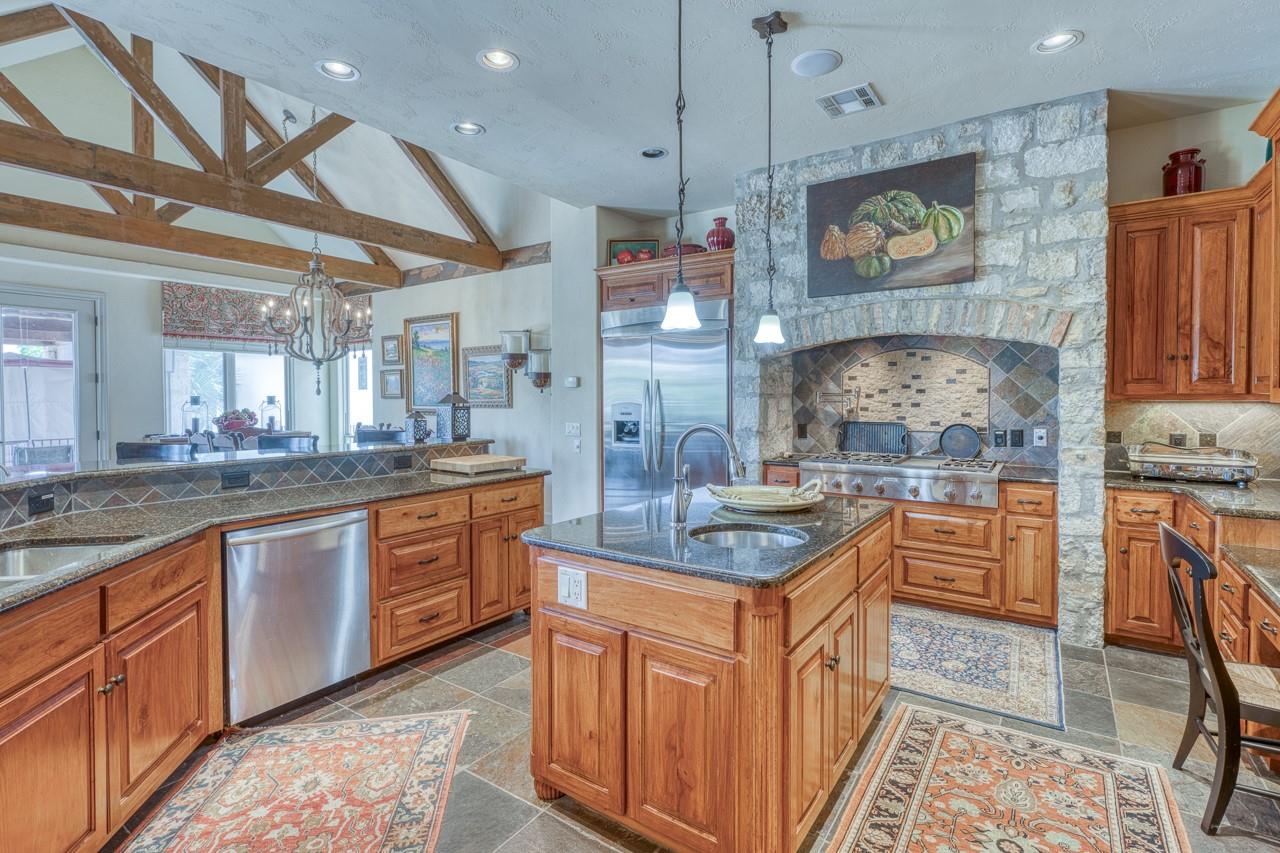 59 Applehead Island Dr, Horseshoe Bay, TX 78657