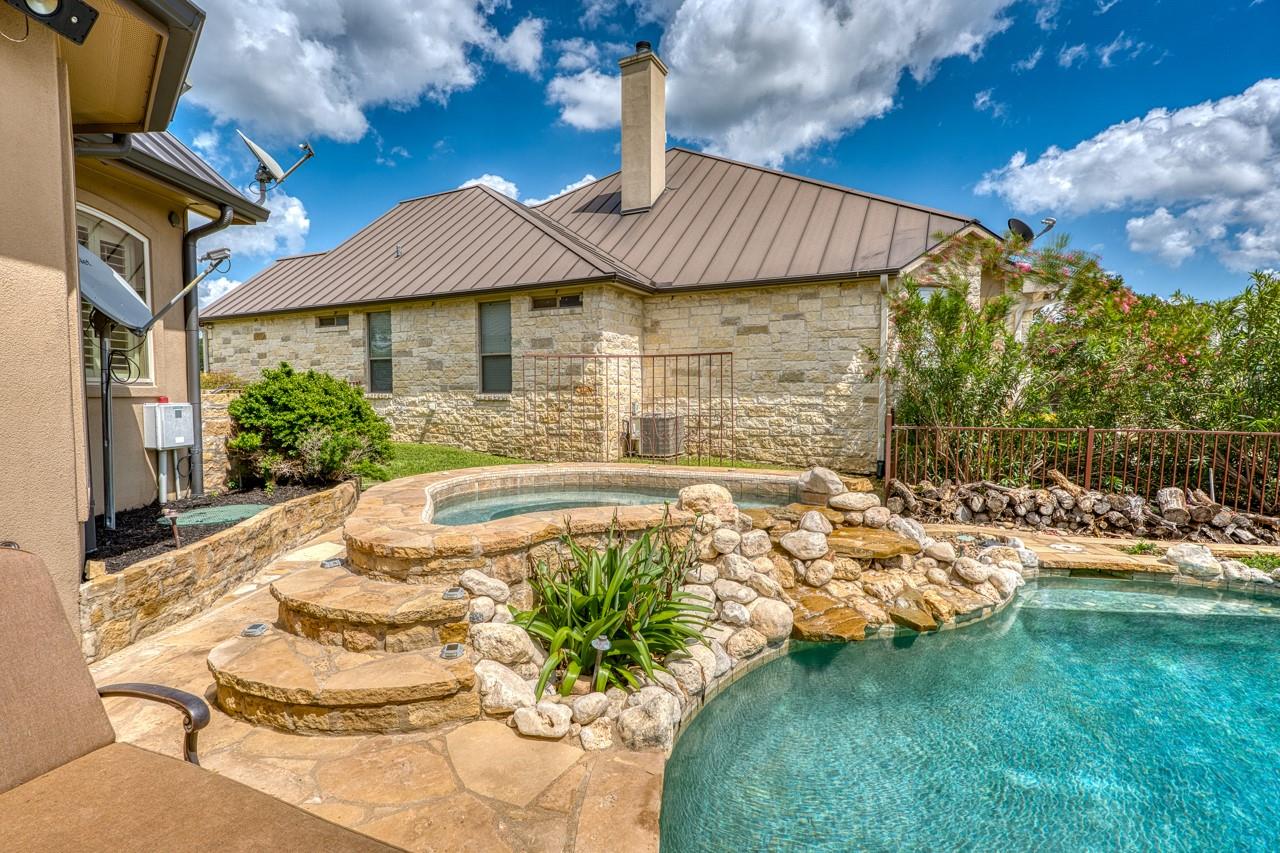 59 Applehead Island Dr, Horseshoe Bay, TX 78657