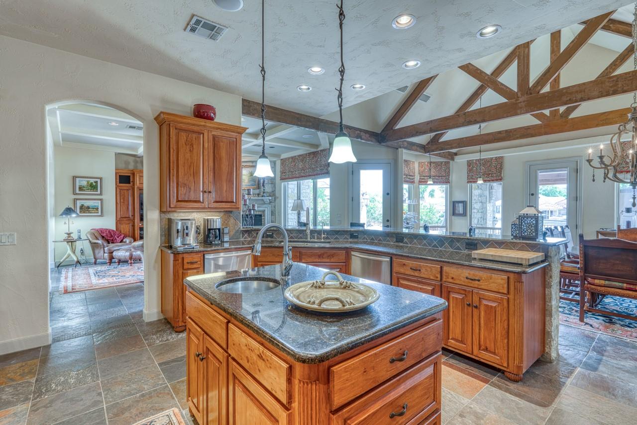 59 Applehead Island Dr, Horseshoe Bay, TX 78657