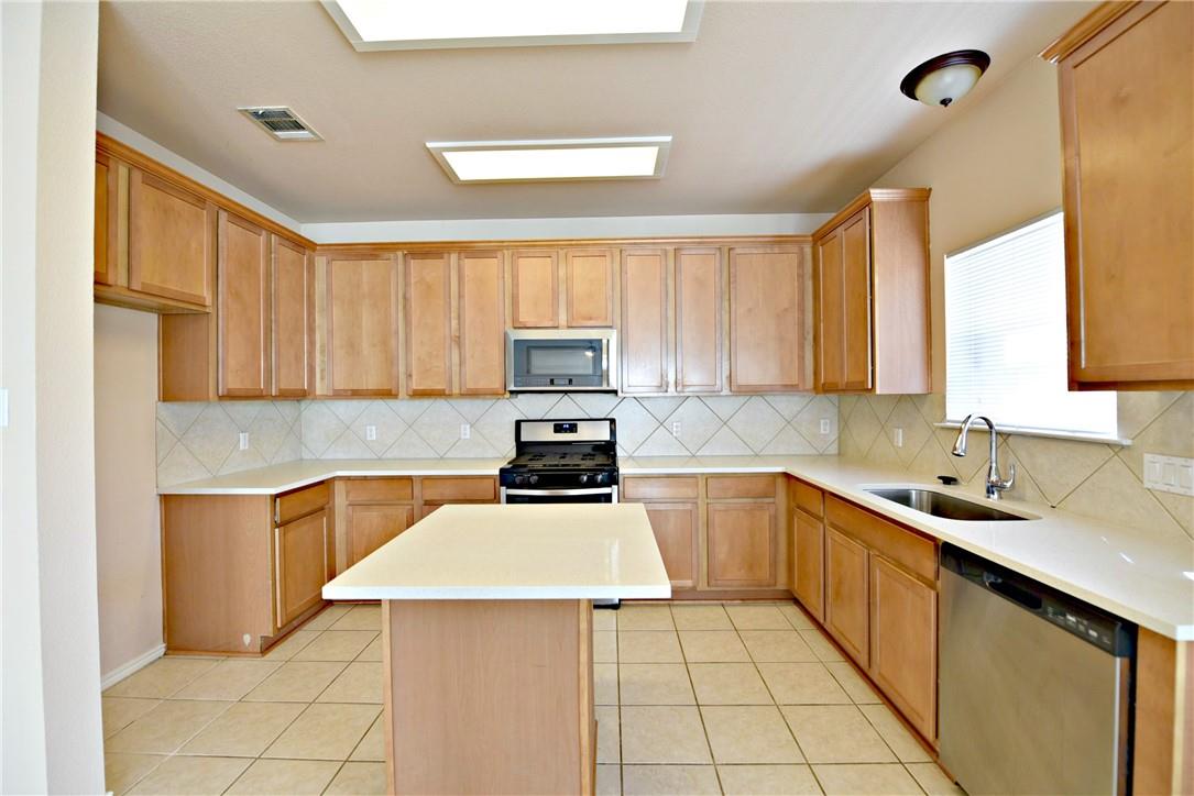 16316 Castletroy Dr, Austin, TX 78717