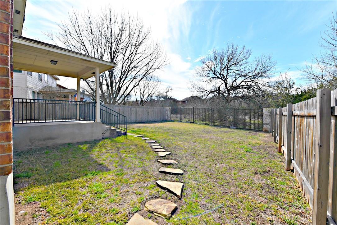 16316 Castletroy Dr, Austin, TX 78717