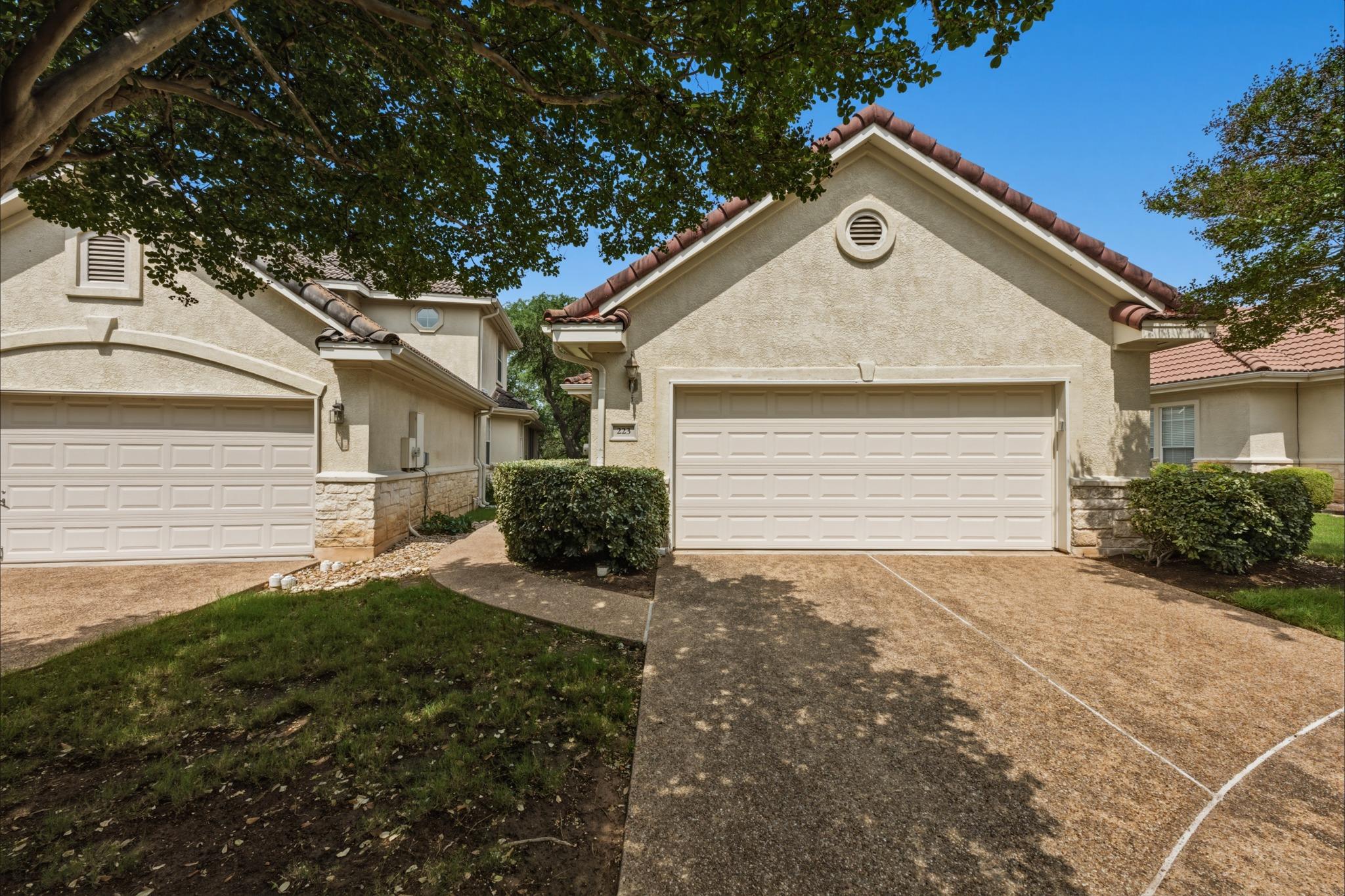 223 The Hills Dr # 3, Austin, TX 78738