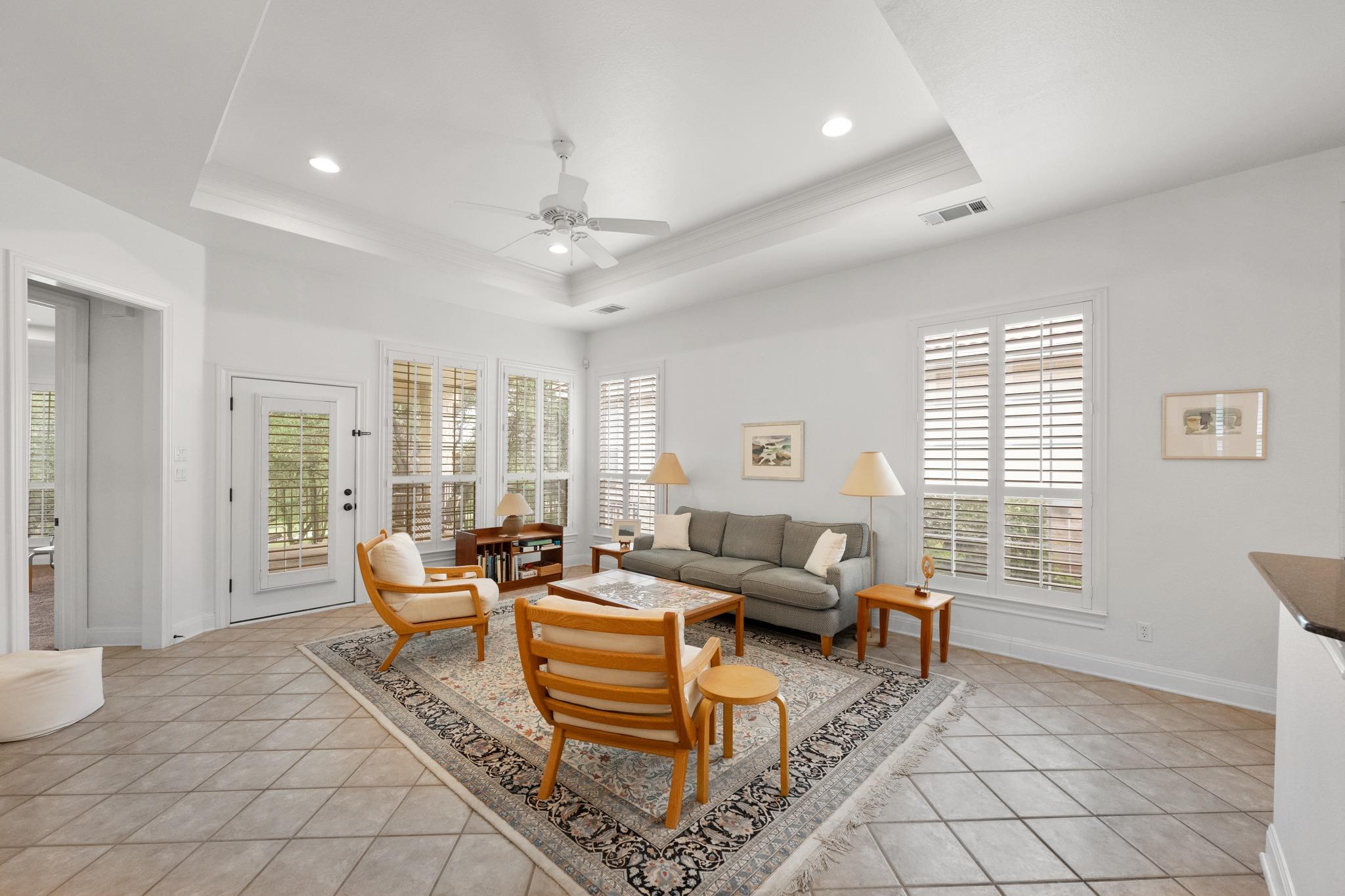 223 The Hills Dr # 3, Austin, TX 78738