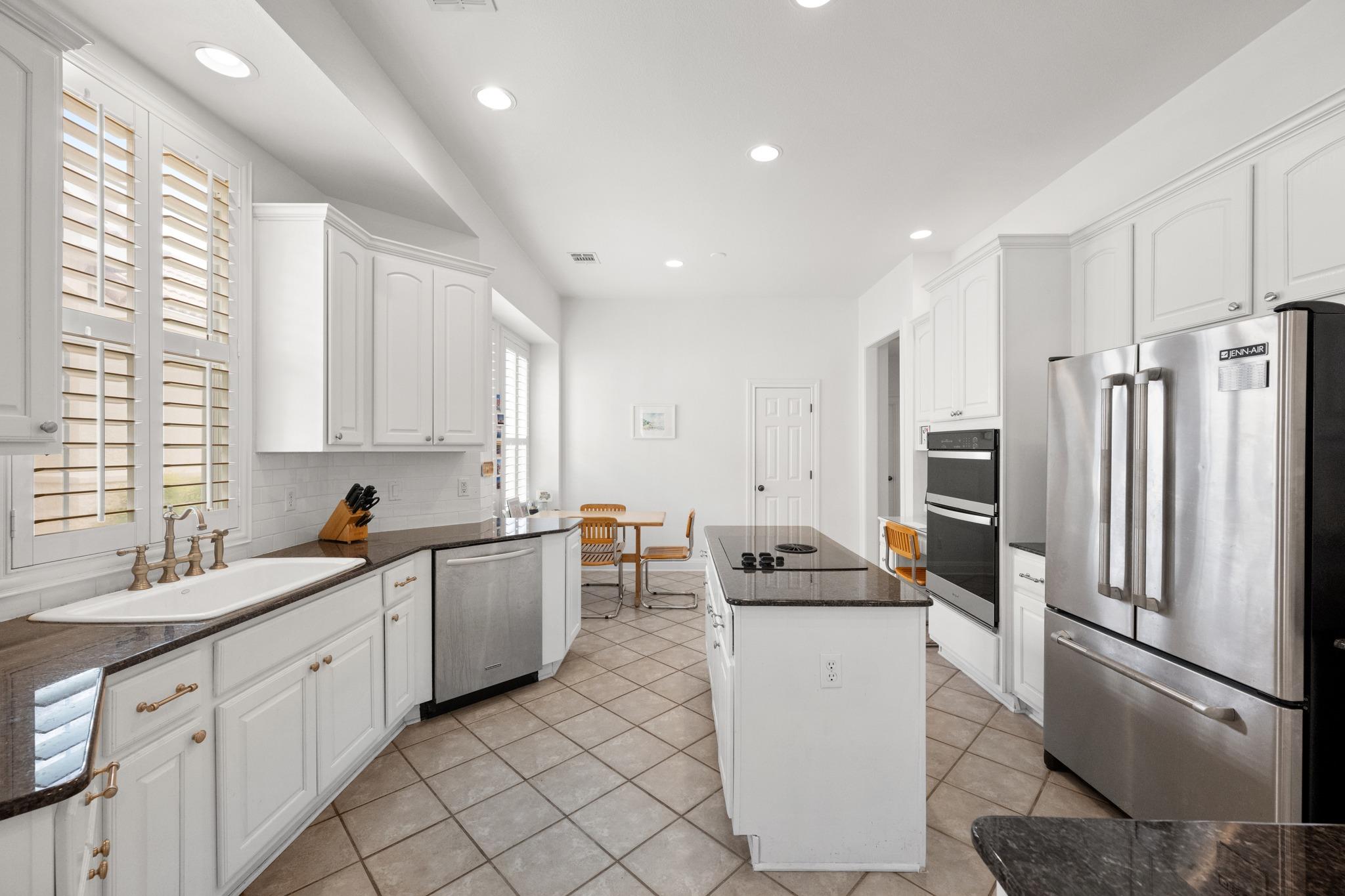223 The Hills Dr # 3, Austin, TX 78738