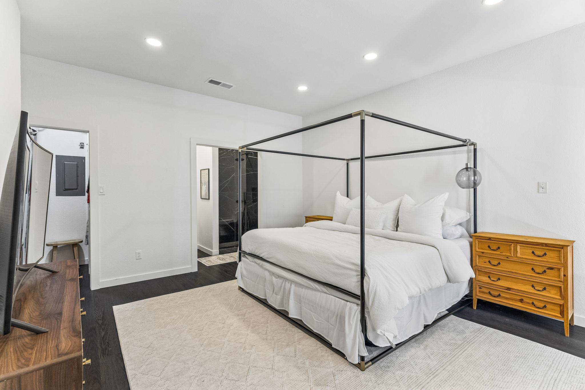 1404 Norwalk Ln # 204, Austin, TX 78703