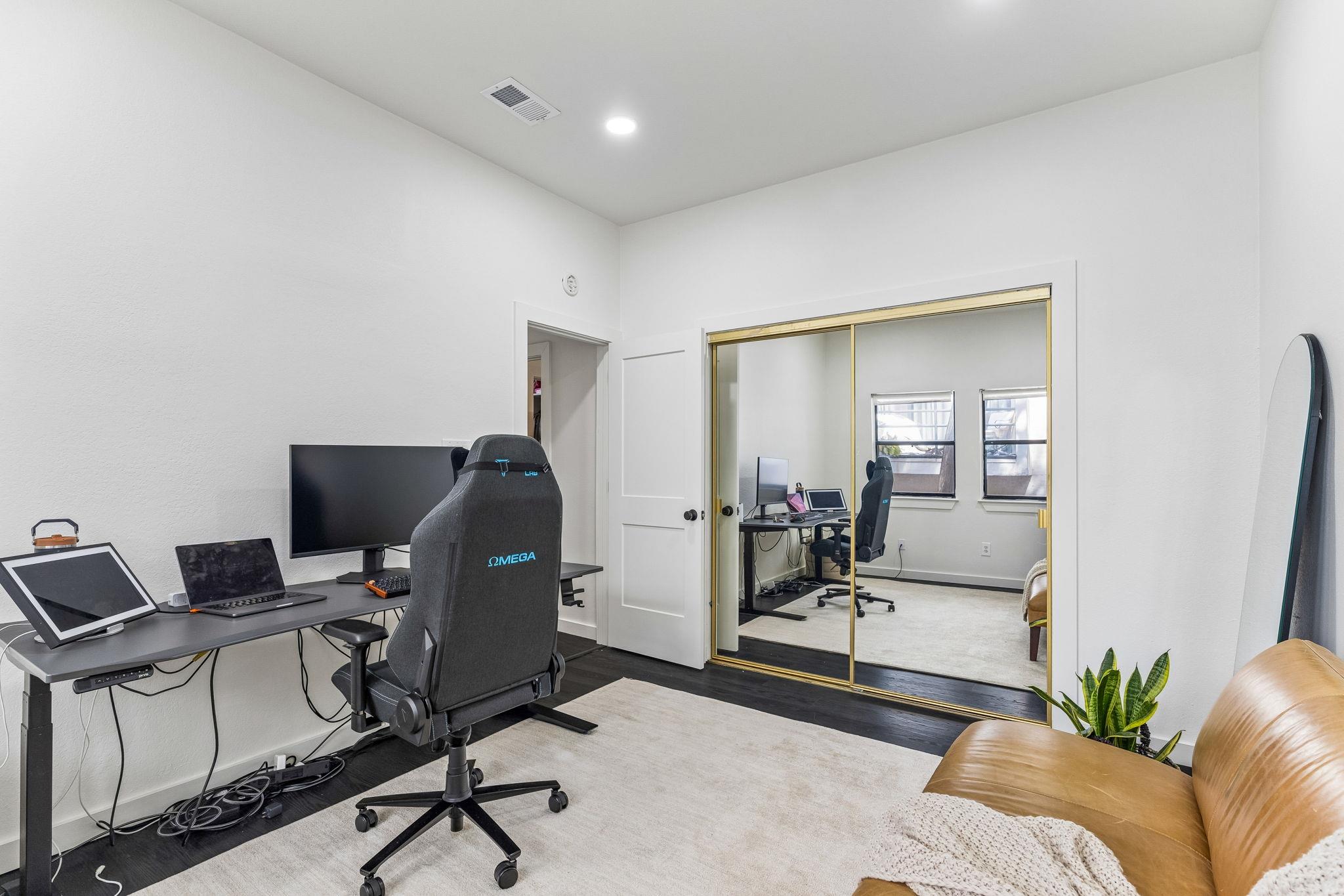 1404 Norwalk Ln # 204, Austin, TX 78703