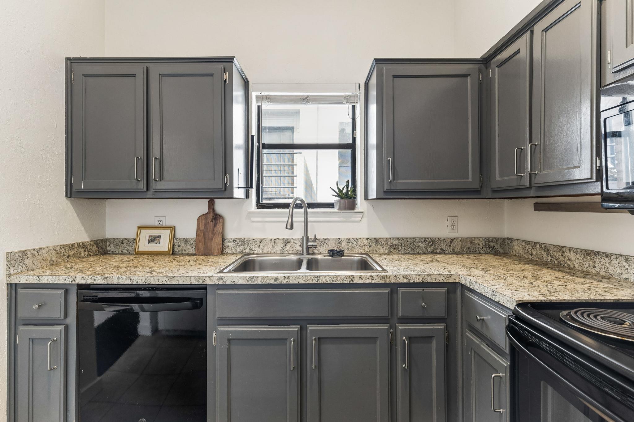 1404 Norwalk Ln # 204, Austin, TX 78703