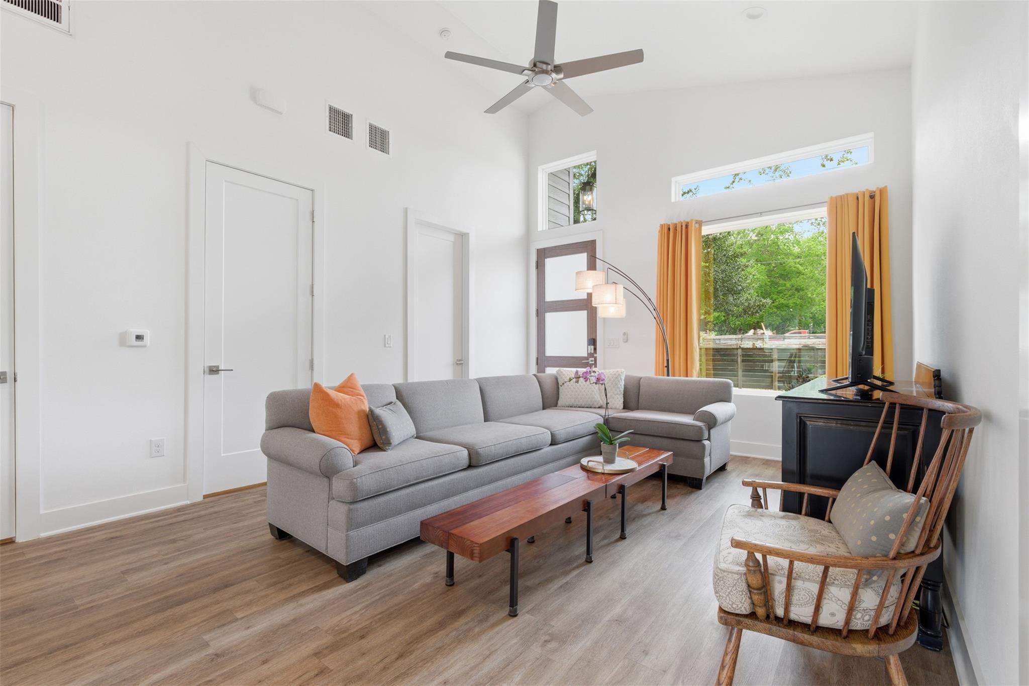 5909 Nancy Dr # 1, Austin, TX 78745