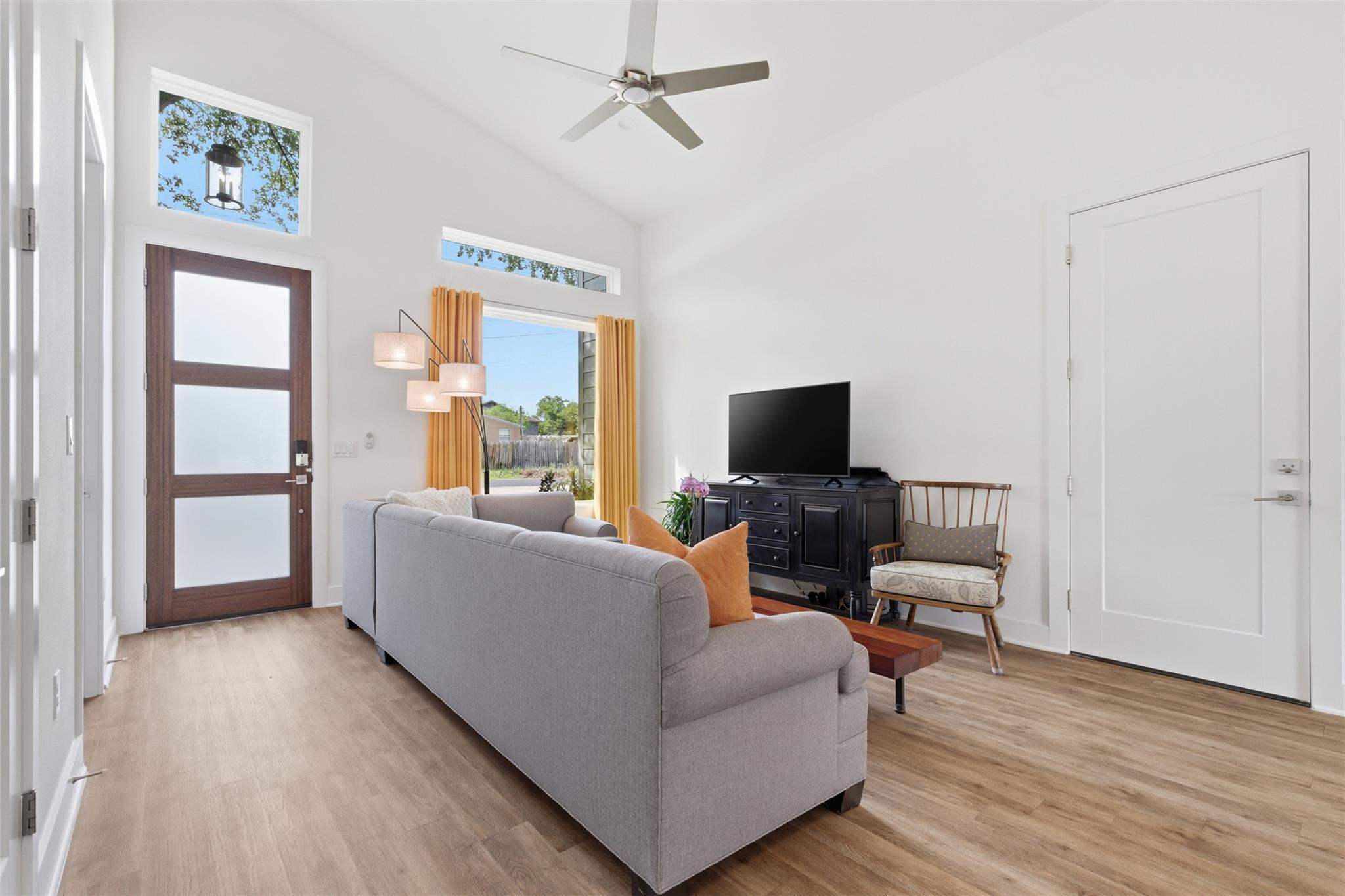 5909 Nancy Dr # 1, Austin, TX 78745