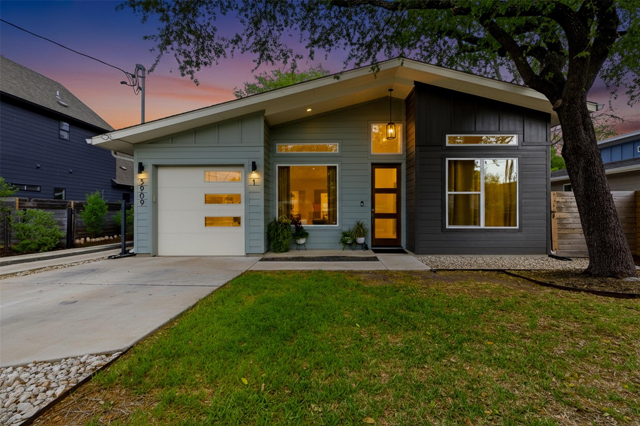 5909 Nancy Dr # 1, Austin, TX 78745