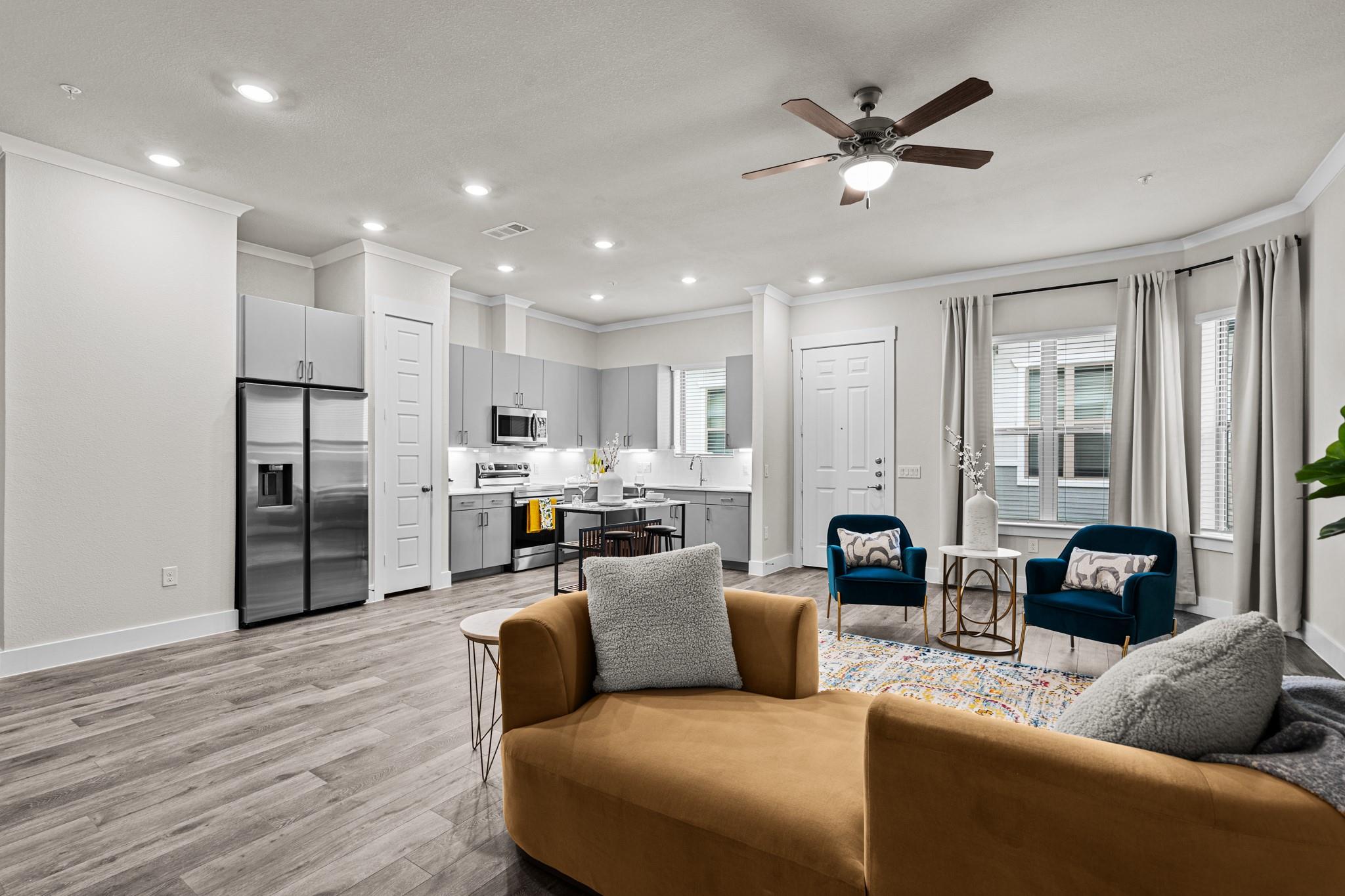 865 Limmer Loop # 811, Hutto, TX 78634