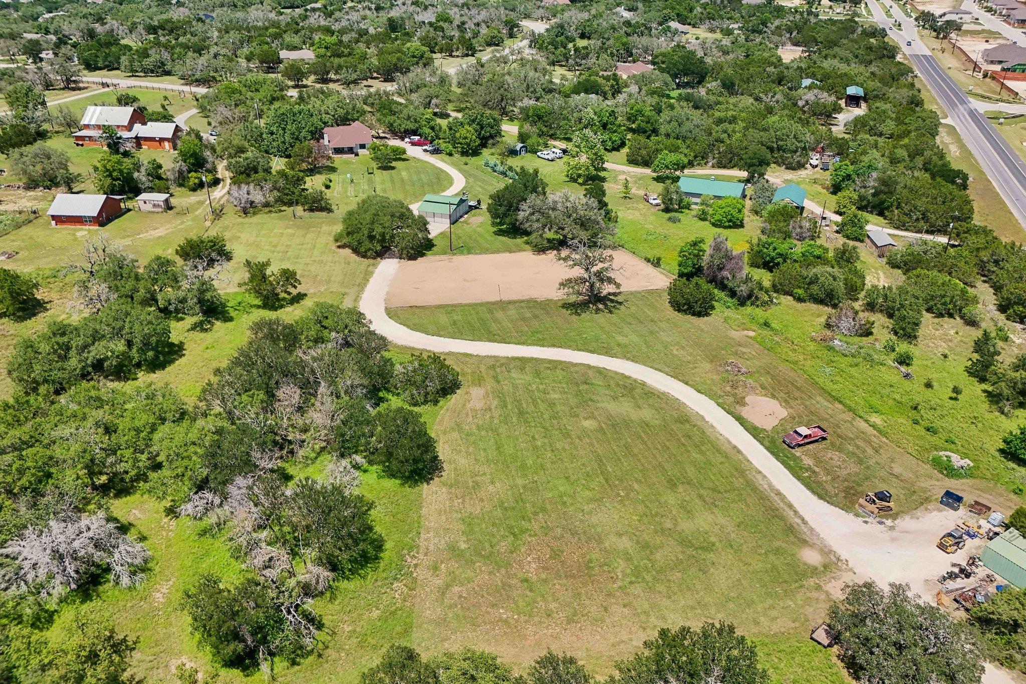 136 Thoroughbred Trce, Liberty Hill, TX 78642