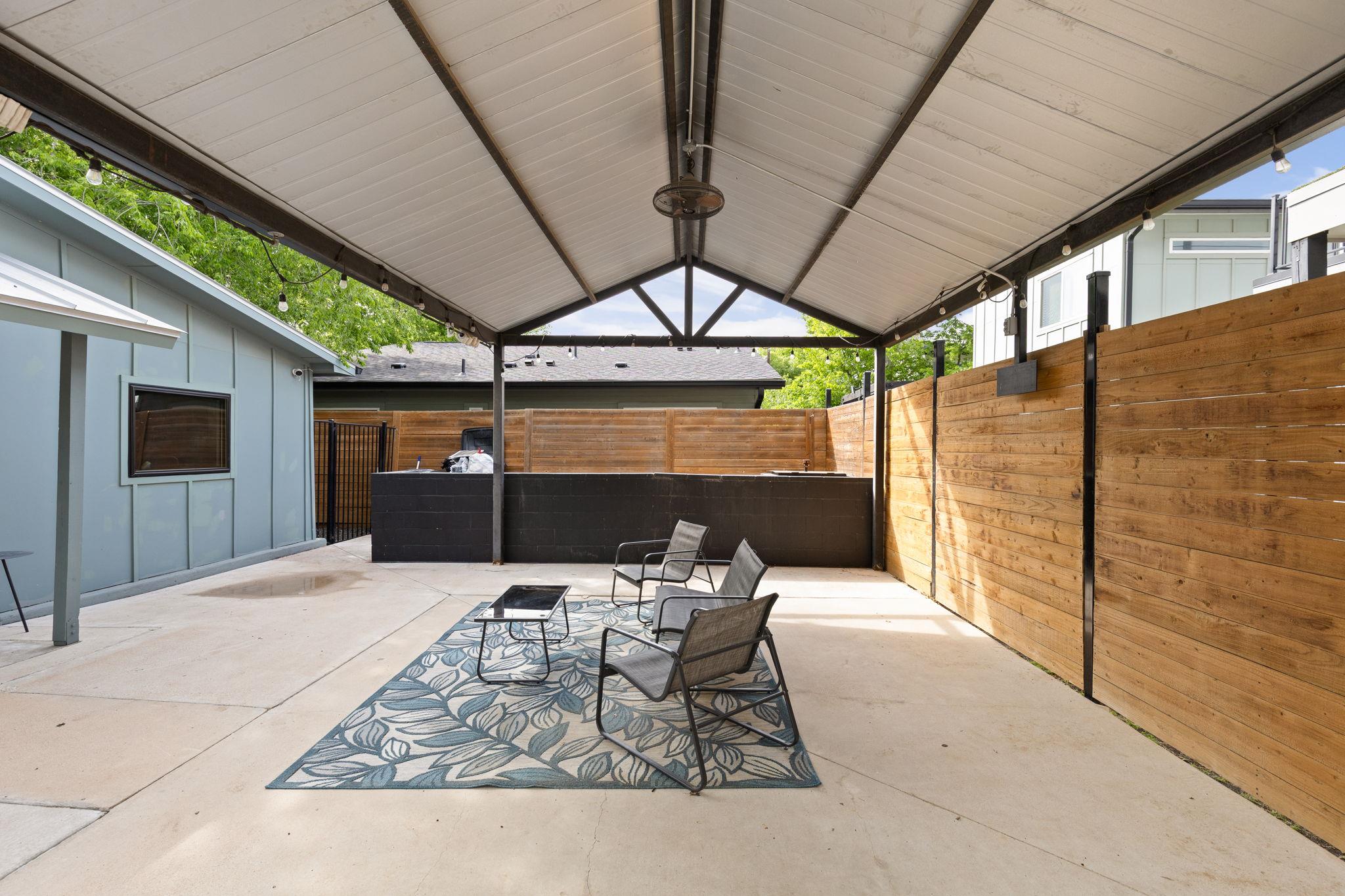 6205 Caddie St # 1 & 2, Austin, TX 78741