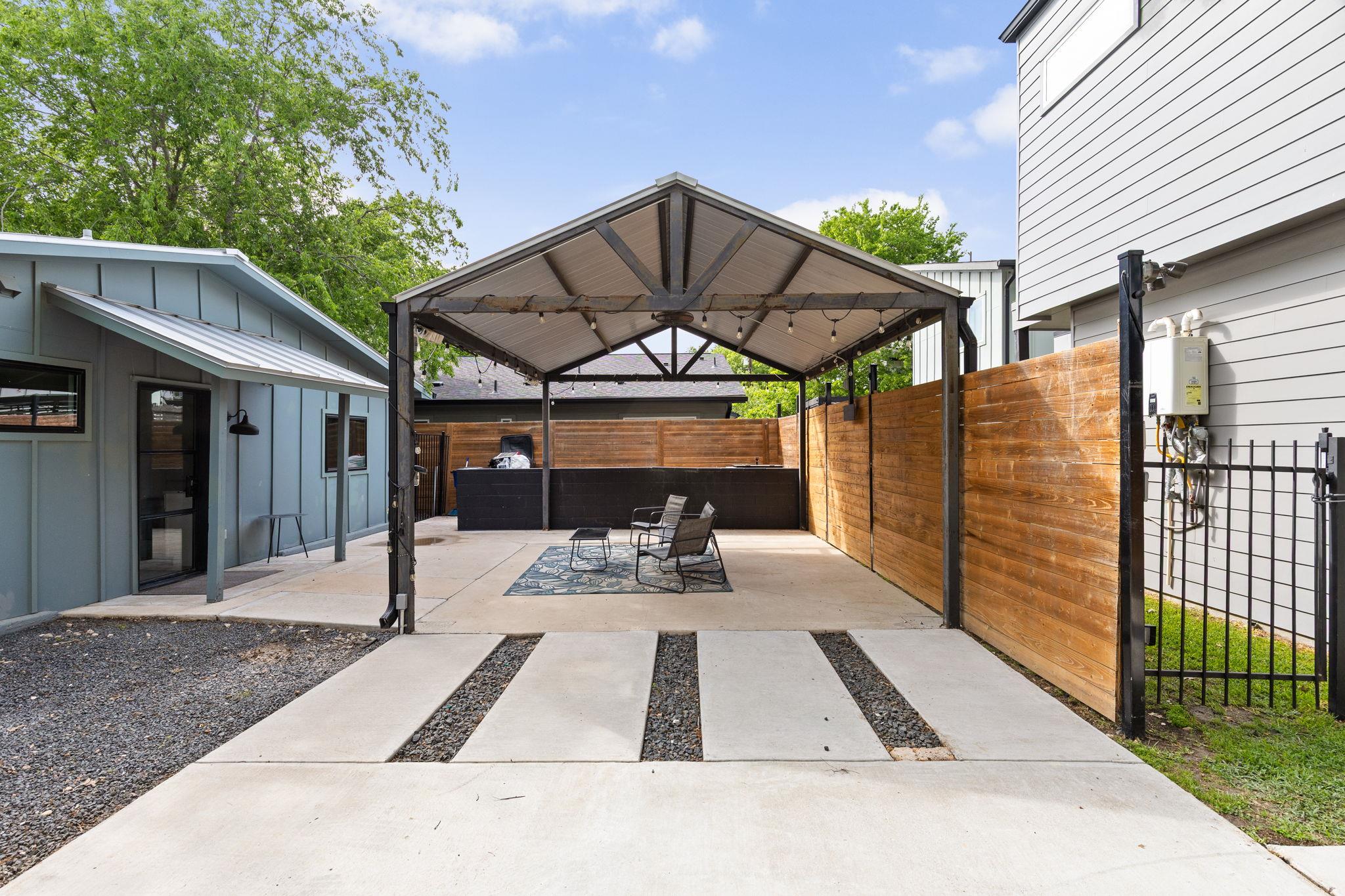 6205 Caddie St # 1 & 2, Austin, TX 78741