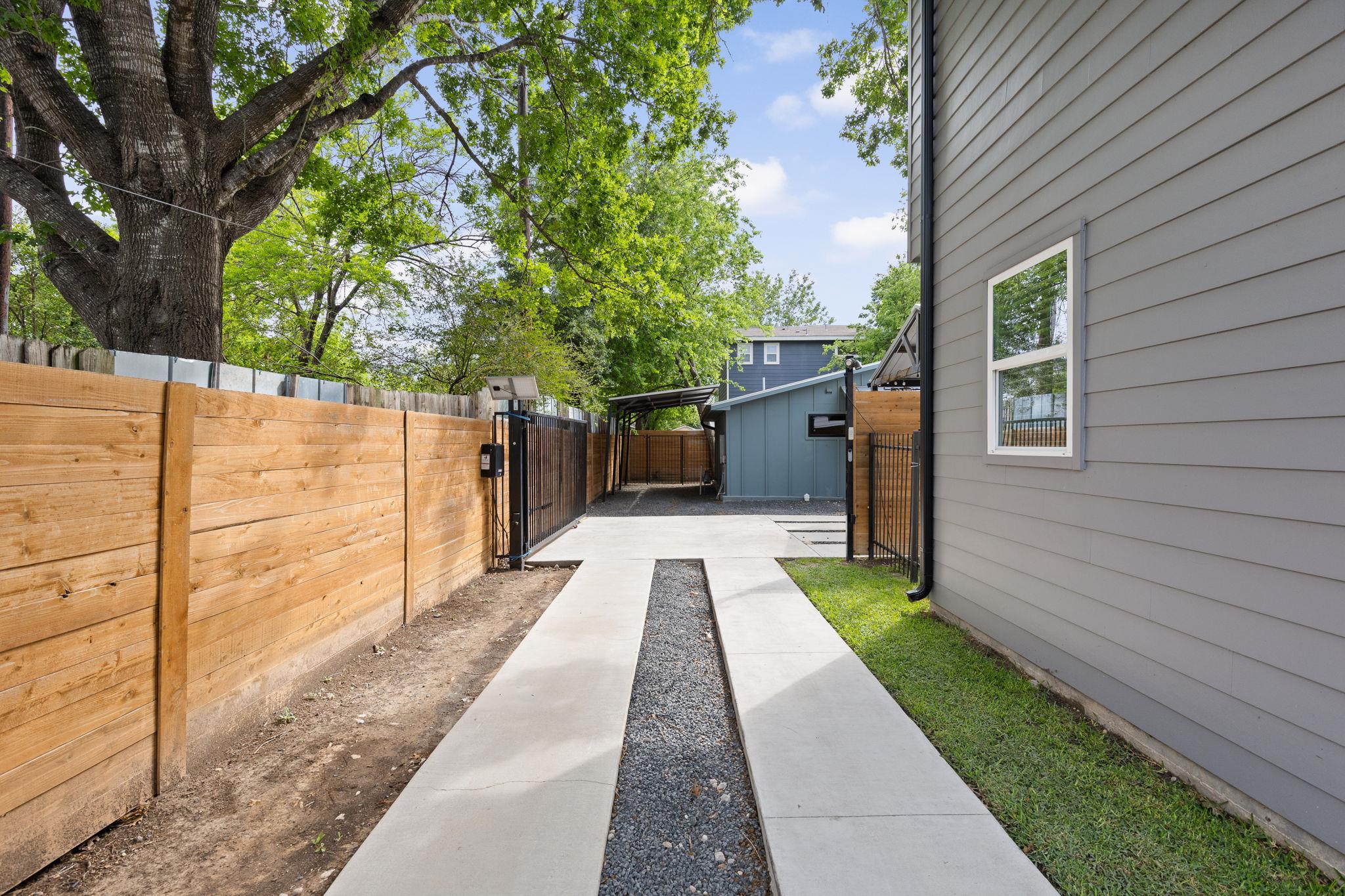 6205 Caddie St # 1 & 2, Austin, TX 78741