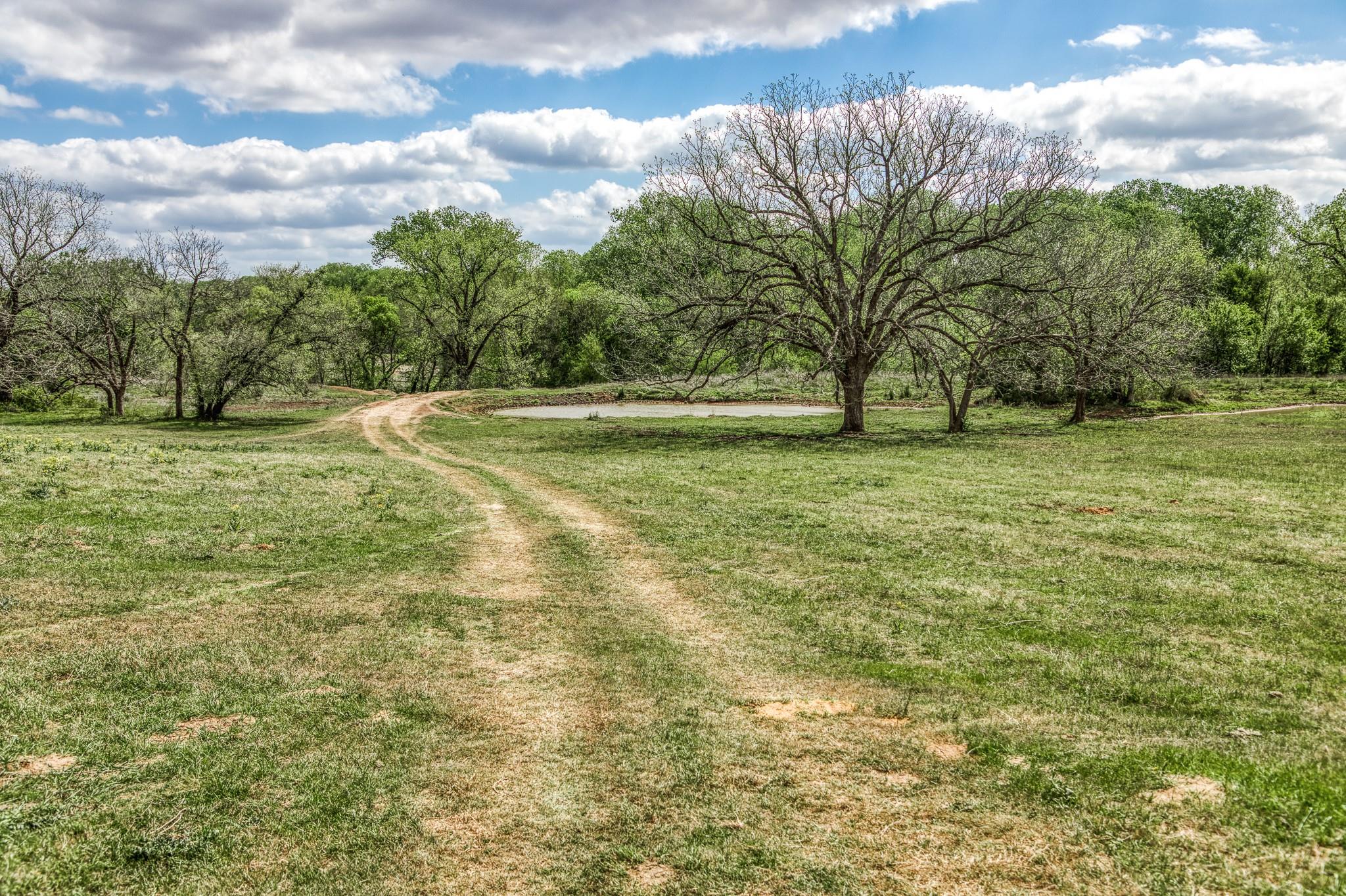 11320 County Road 343, Caldwell, TX 77836
