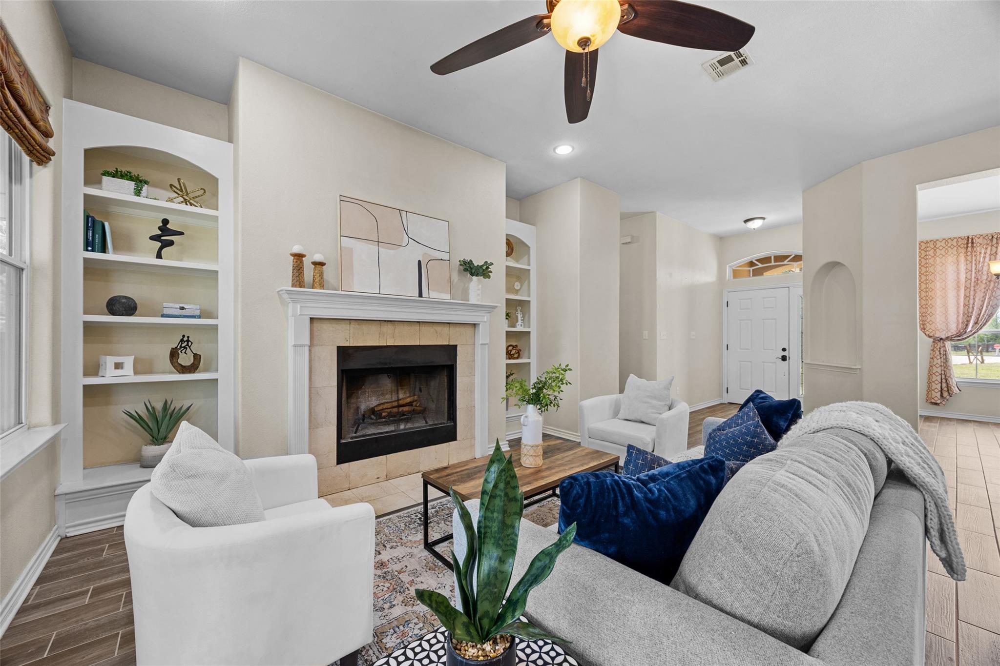 10409 Little Creek Cir, Dripping Springs, TX 78620