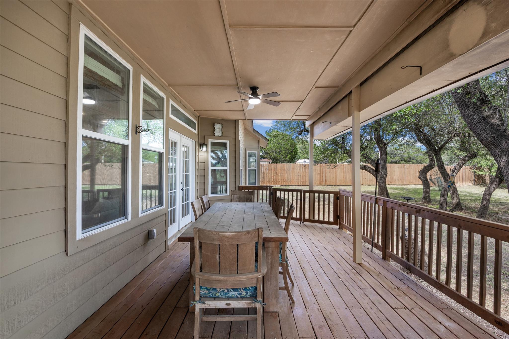 10409 Little Creek Cir, Dripping Springs, TX 78620
