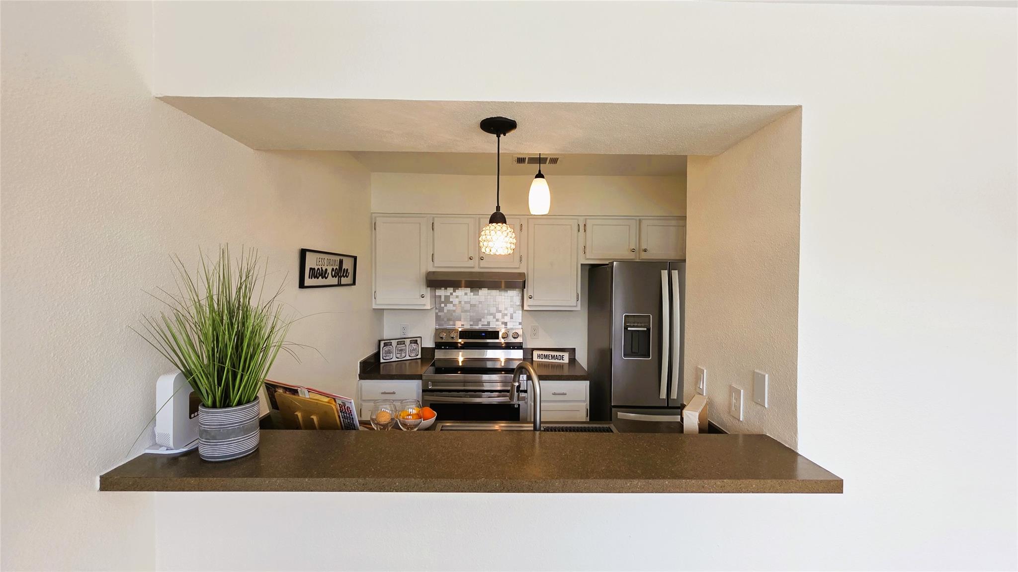 6810 Deatonhill Dr # 211, Austin, TX 78745