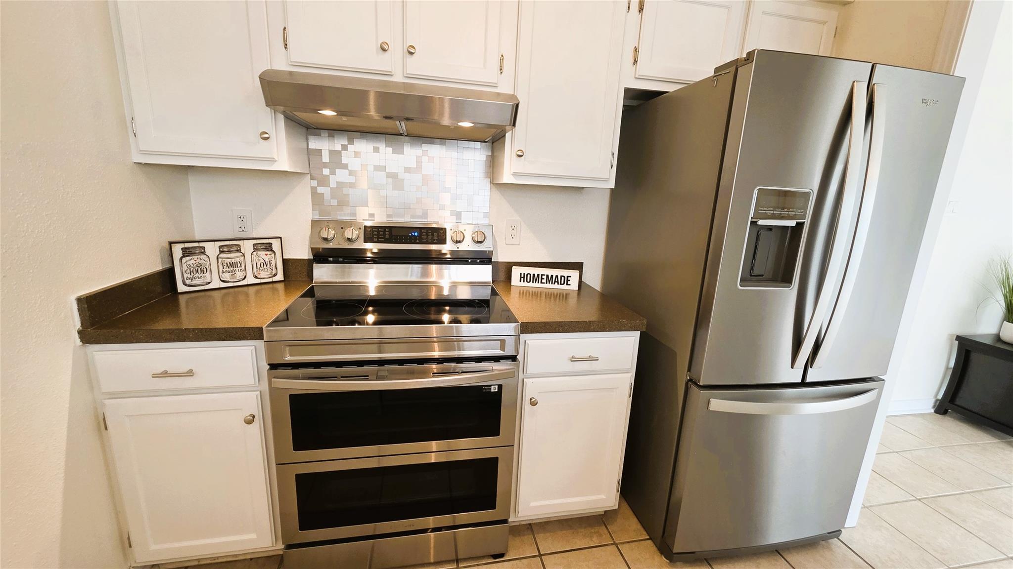 6810 Deatonhill Dr # 211, Austin, TX 78745