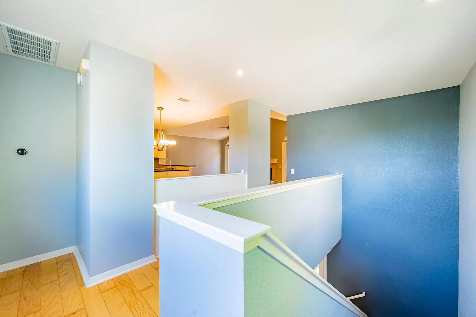 6616 Mesa Hollow Dr, Austin, TX 78750