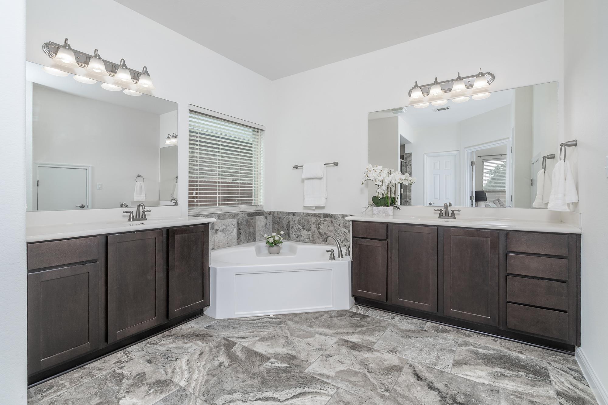 2733 Diego Dr, Round Rock, TX 78665